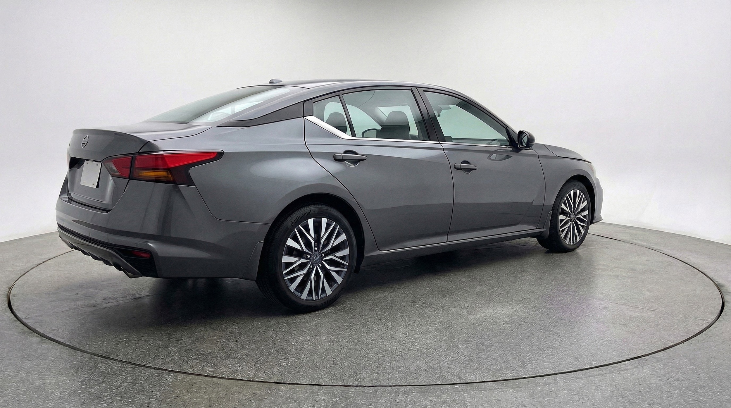 Thumbnail: 2025 Nissan Altima - 9