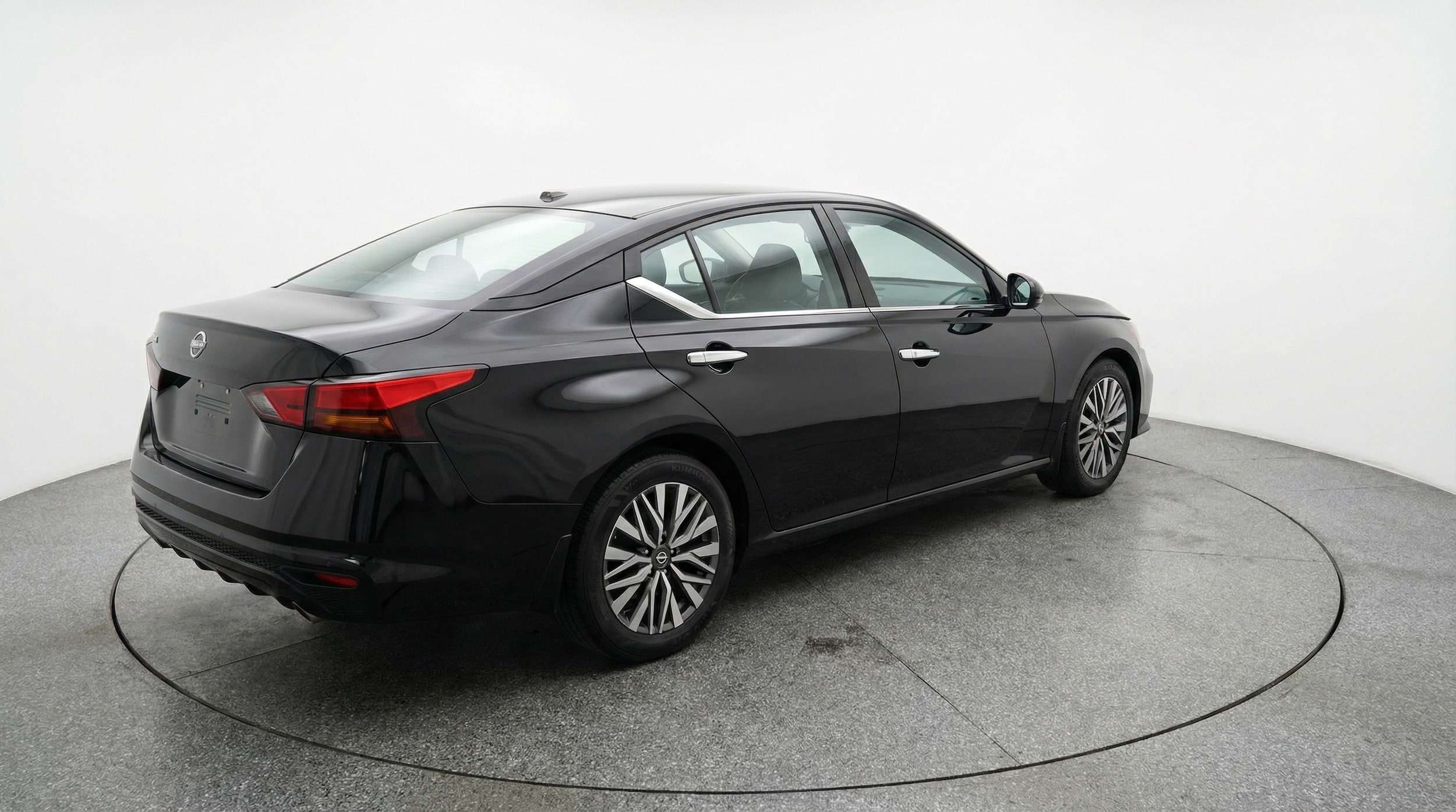 Thumbnail: 2025 Nissan Altima - 7