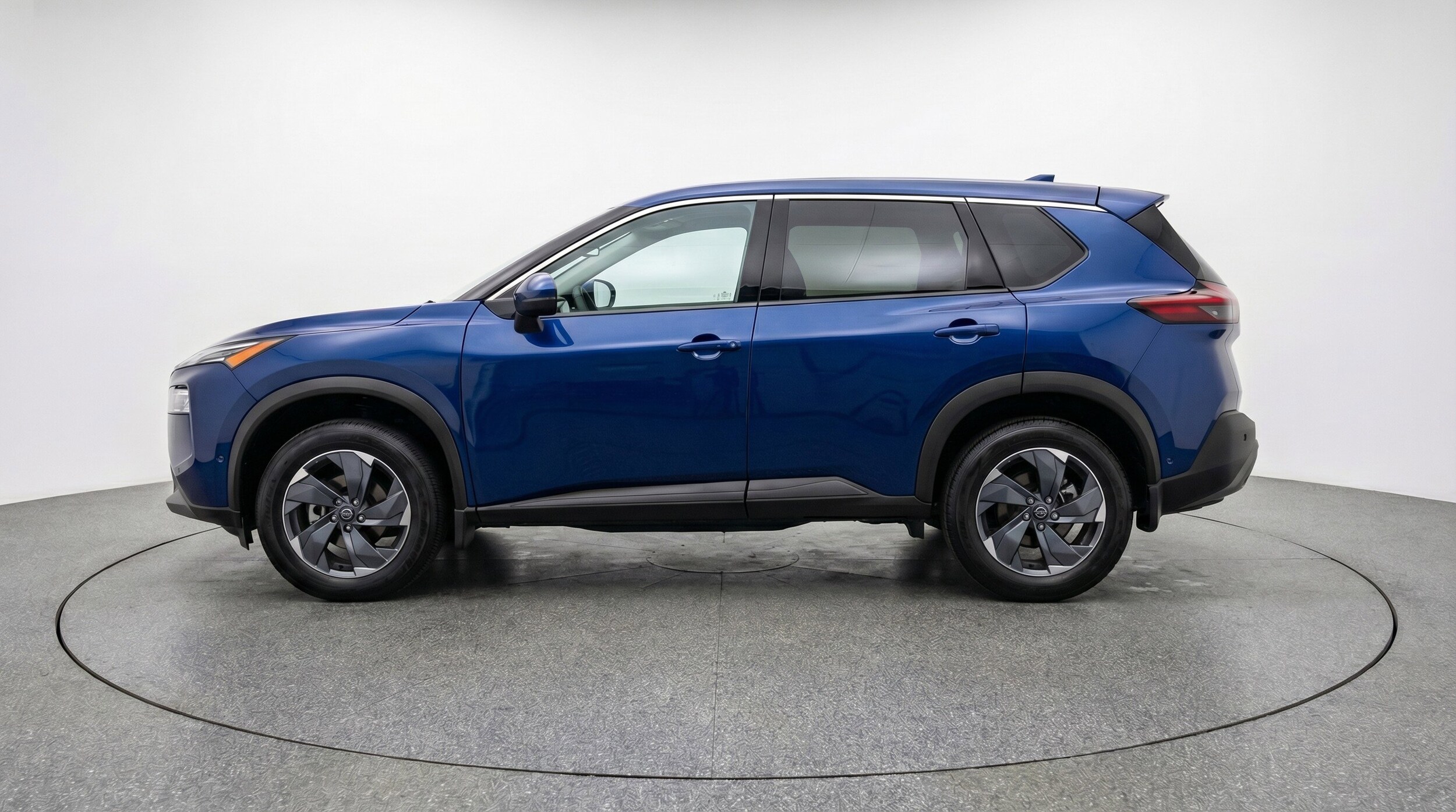 Thumbnail: 2025 Nissan Rogue - 5