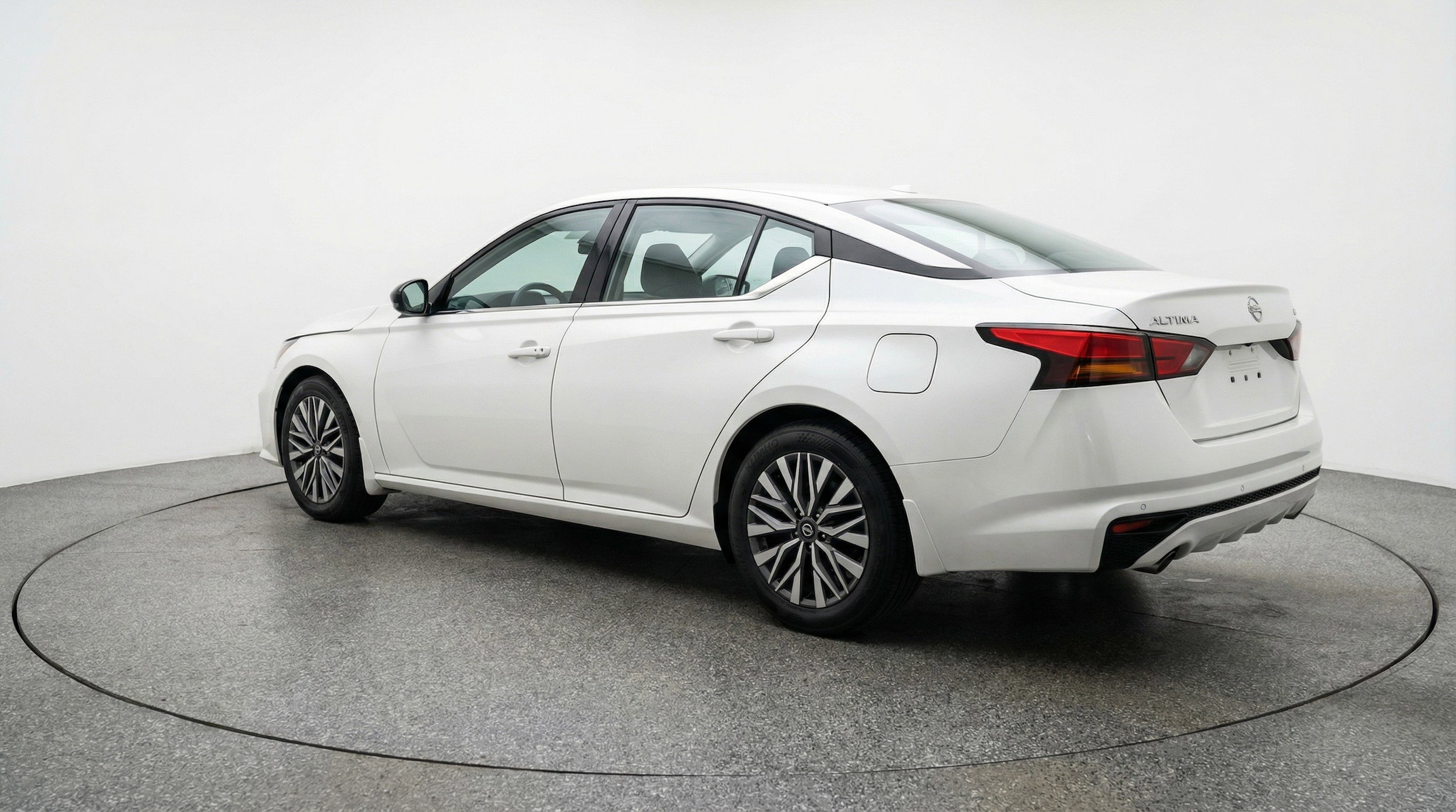Thumbnail: 2025 Nissan Altima - 6