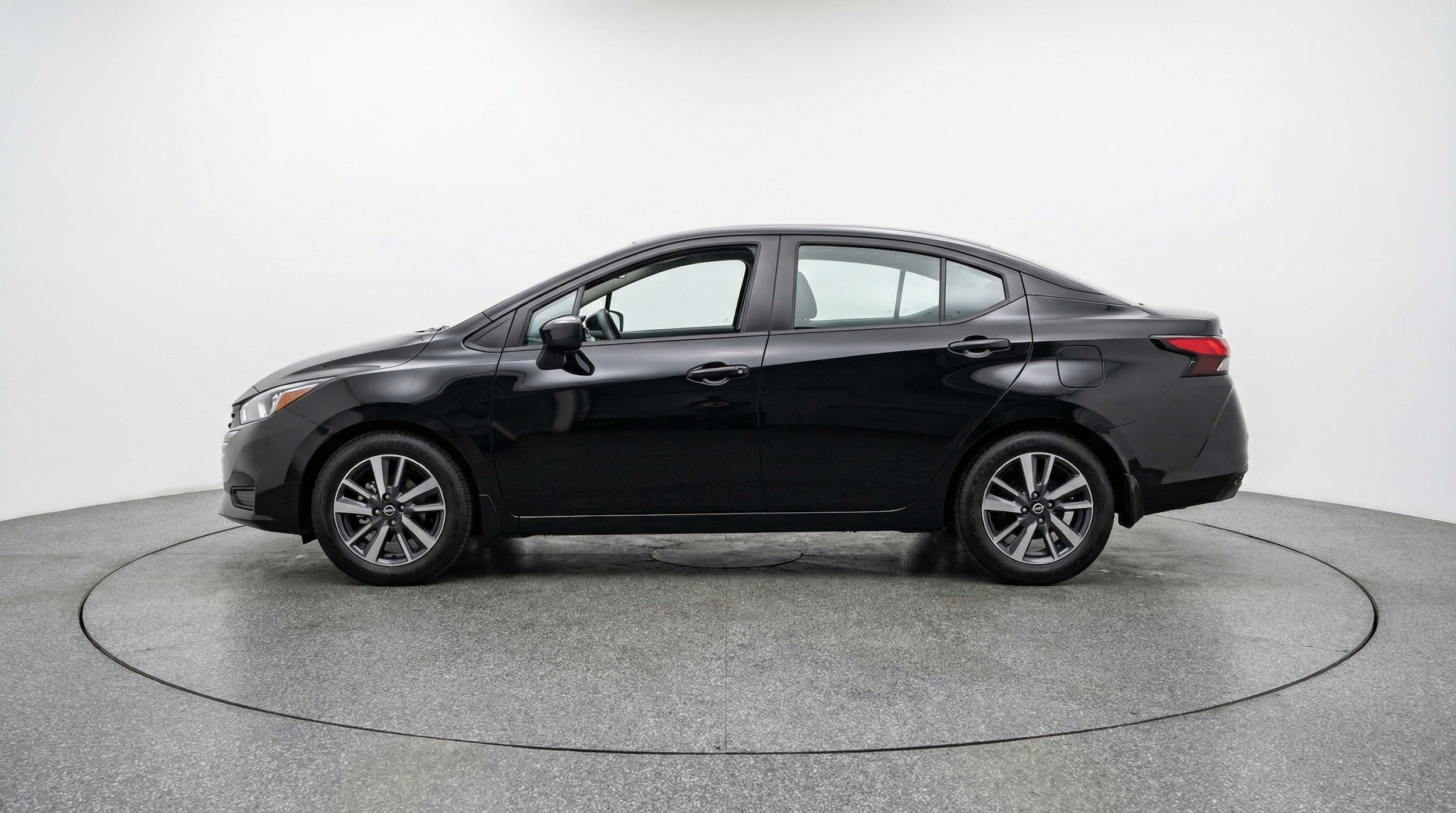 Thumbnail: 2025 Nissan Versa - 5