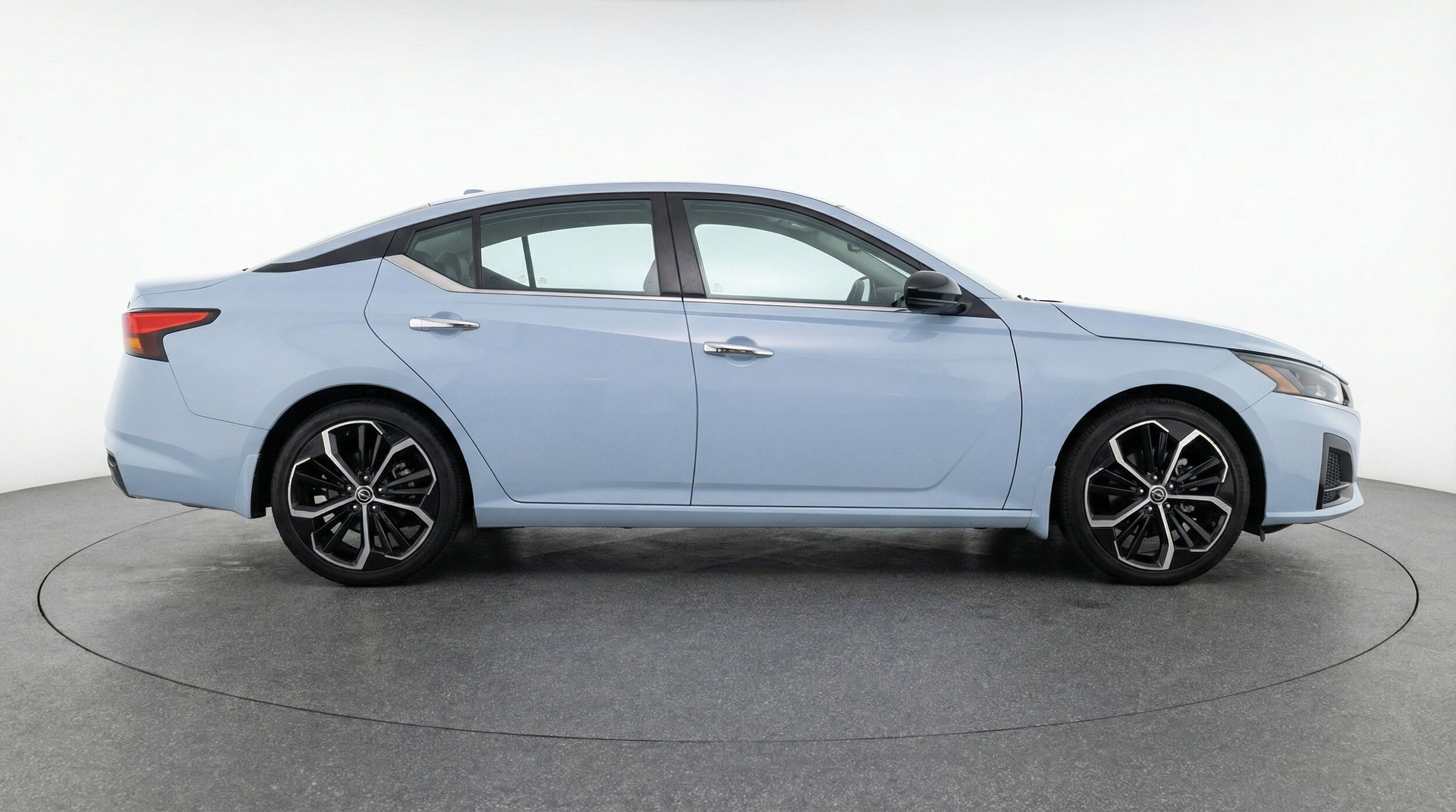 Thumbnail: 2025 Nissan Altima - 11