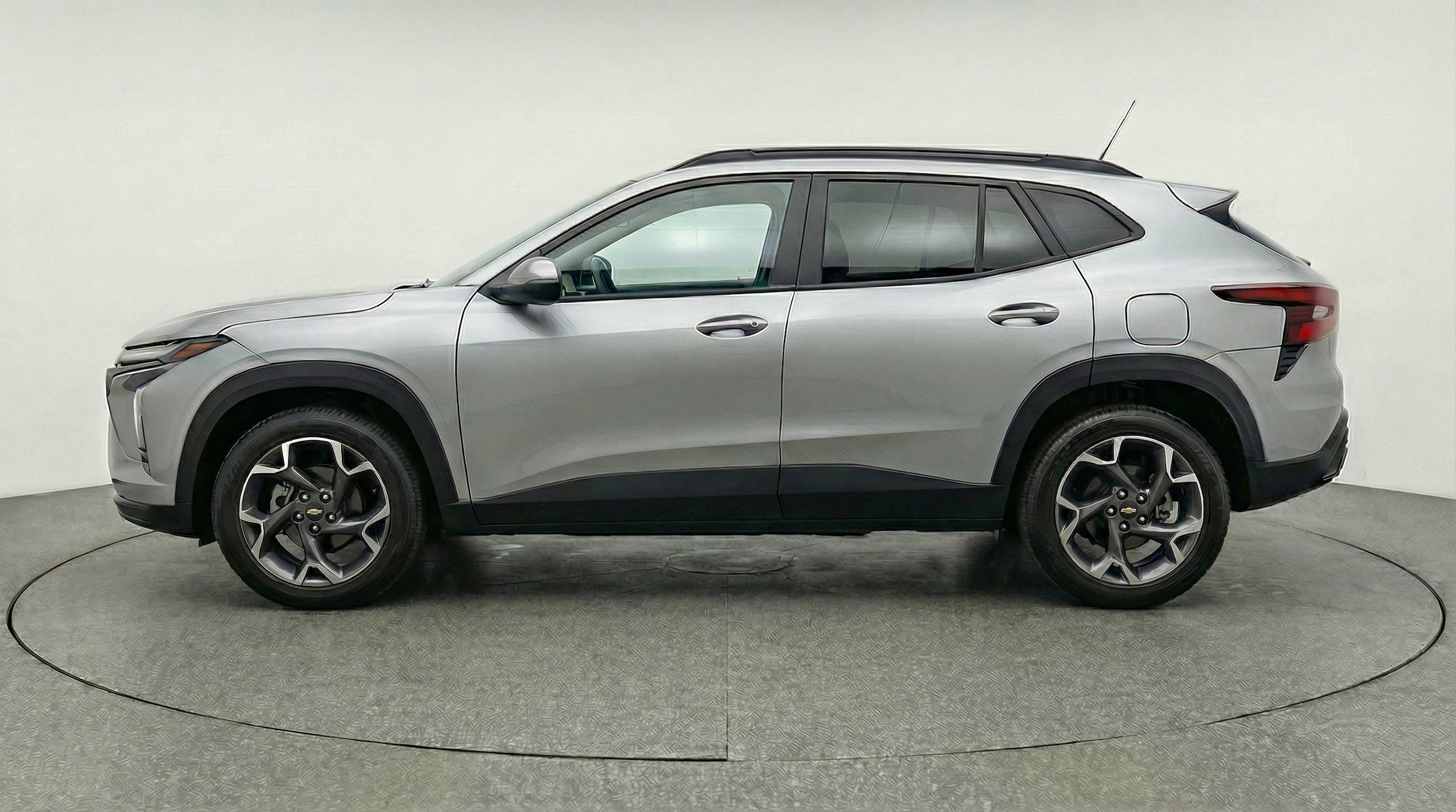 Thumbnail: 2025 Chevrolet Trax - 5
