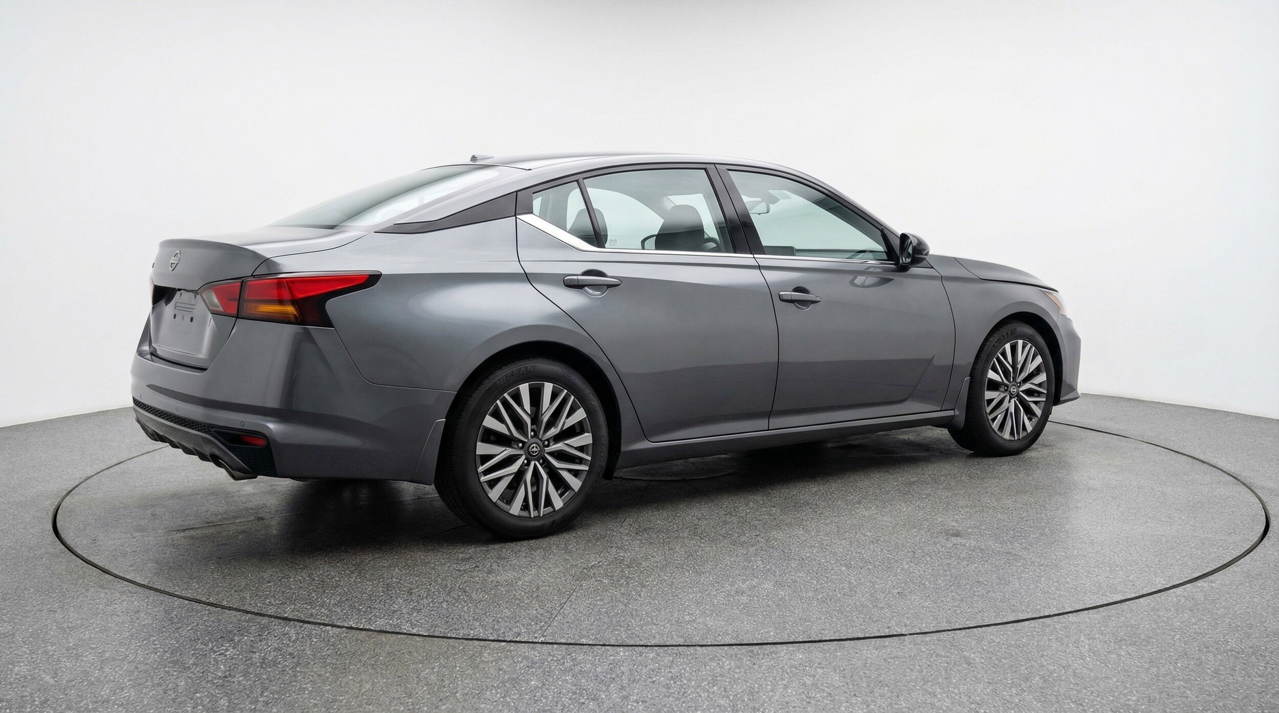 Thumbnail: 2025 Nissan Altima - 9