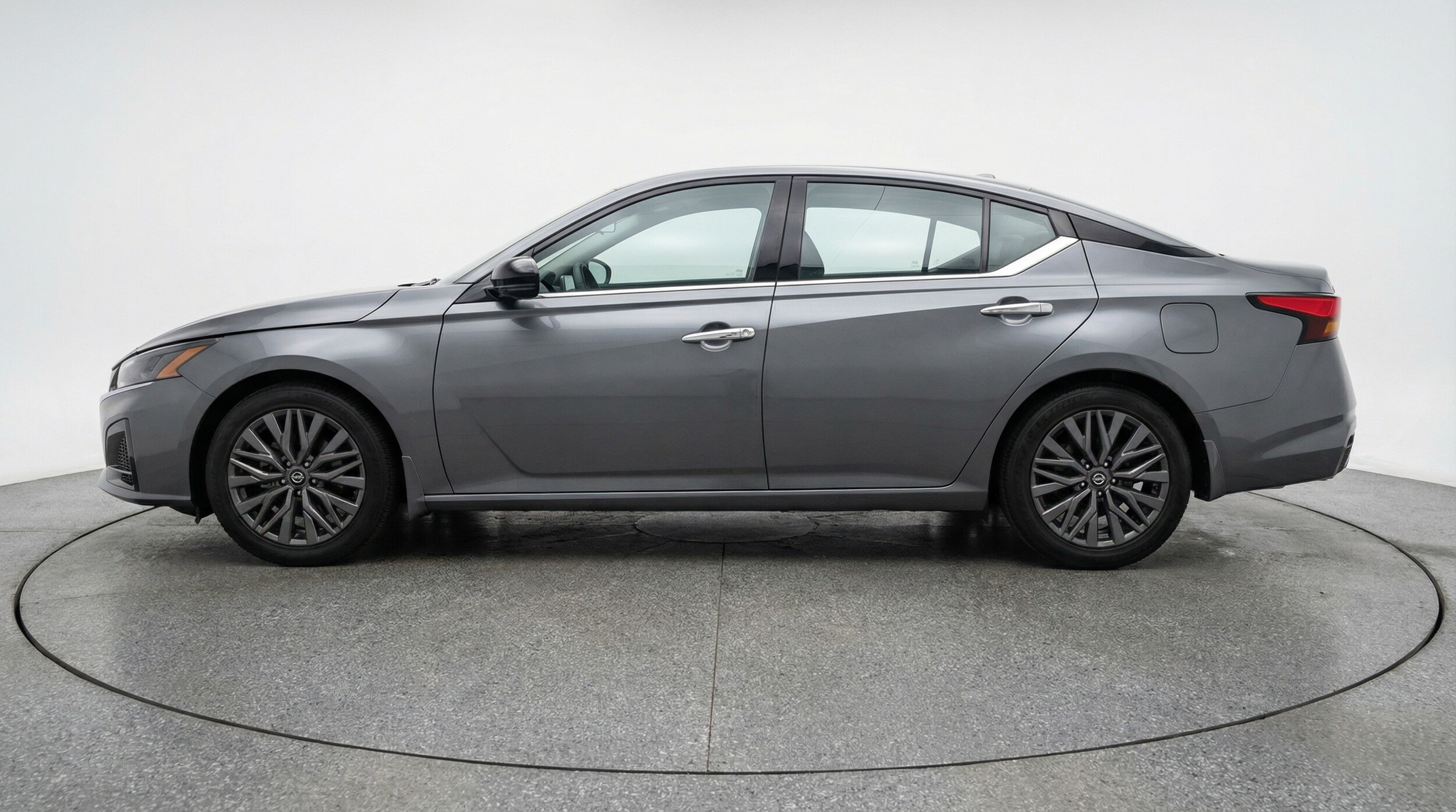 Thumbnail: 2025 Nissan Altima - 4