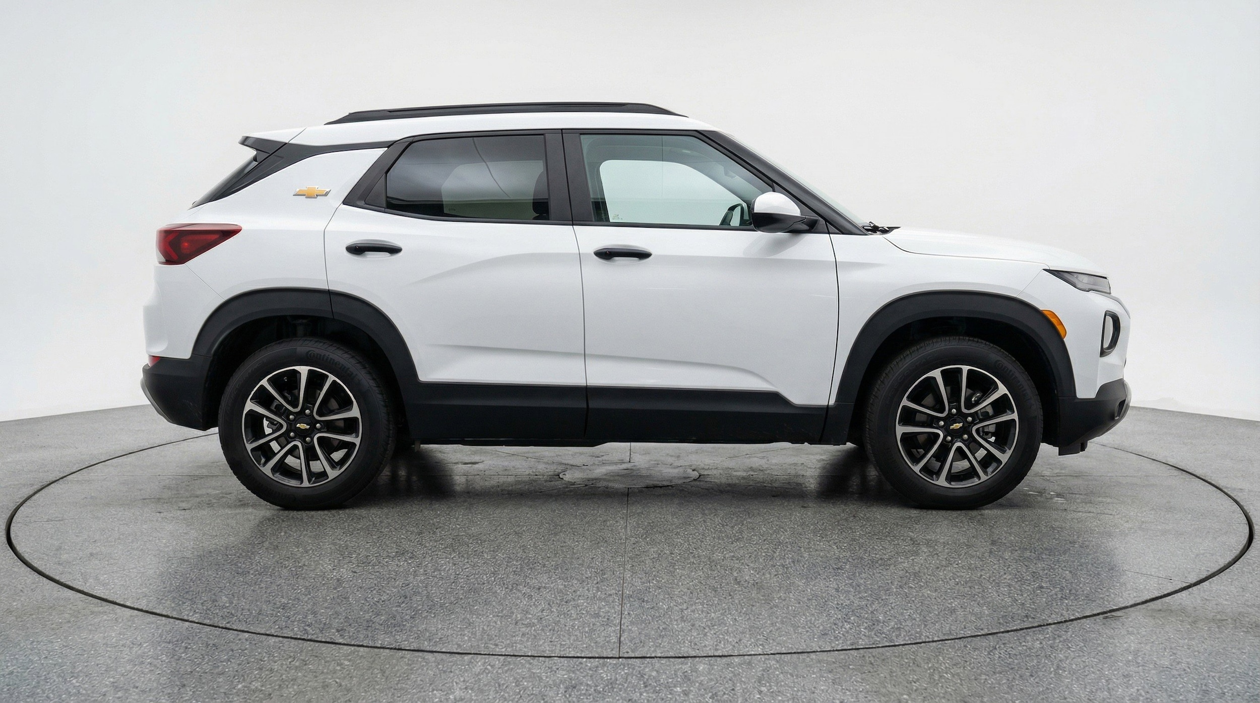 Thumbnail: 2025 Chevrolet TrailBlazer - 11