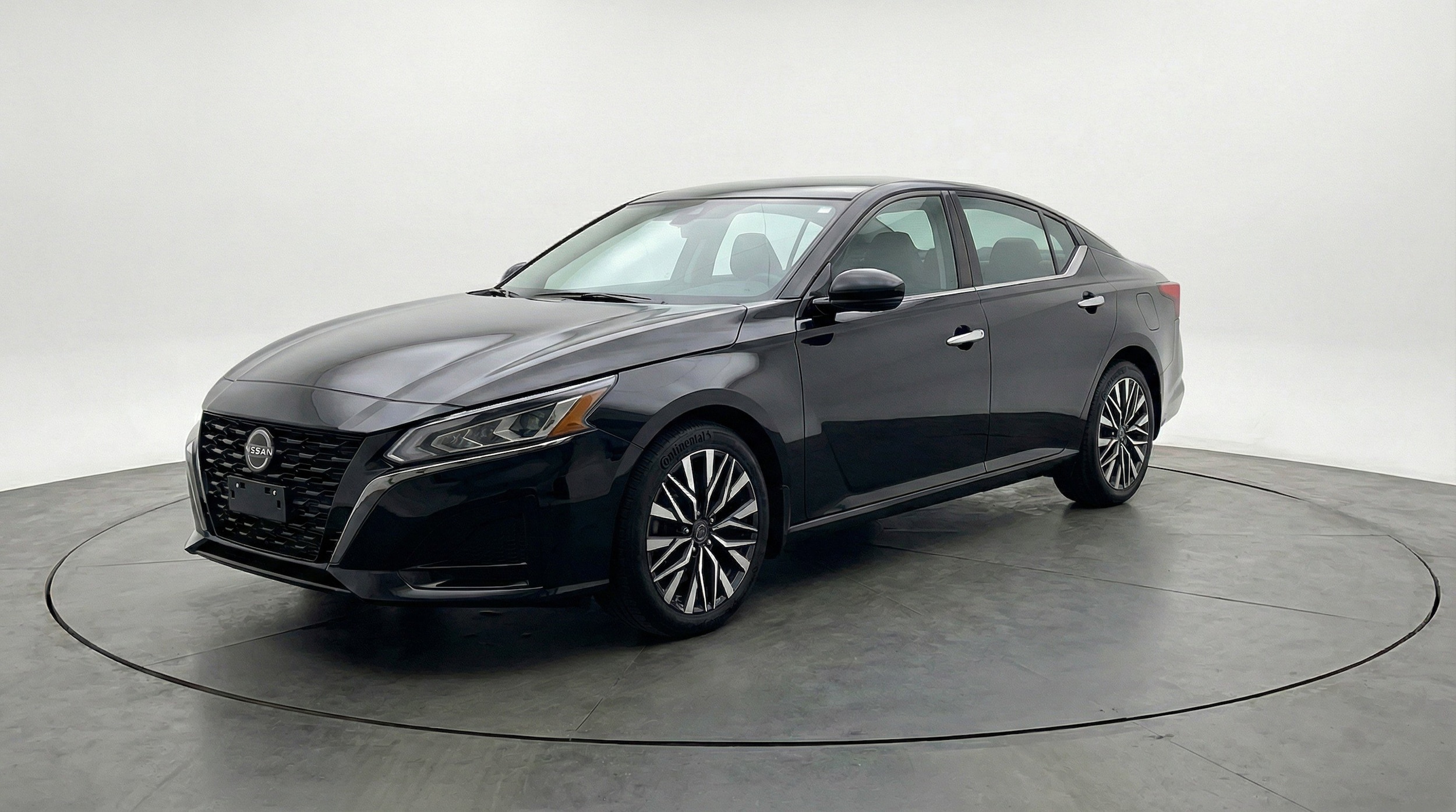 Thumbnail: 2025 Nissan Altima - 3