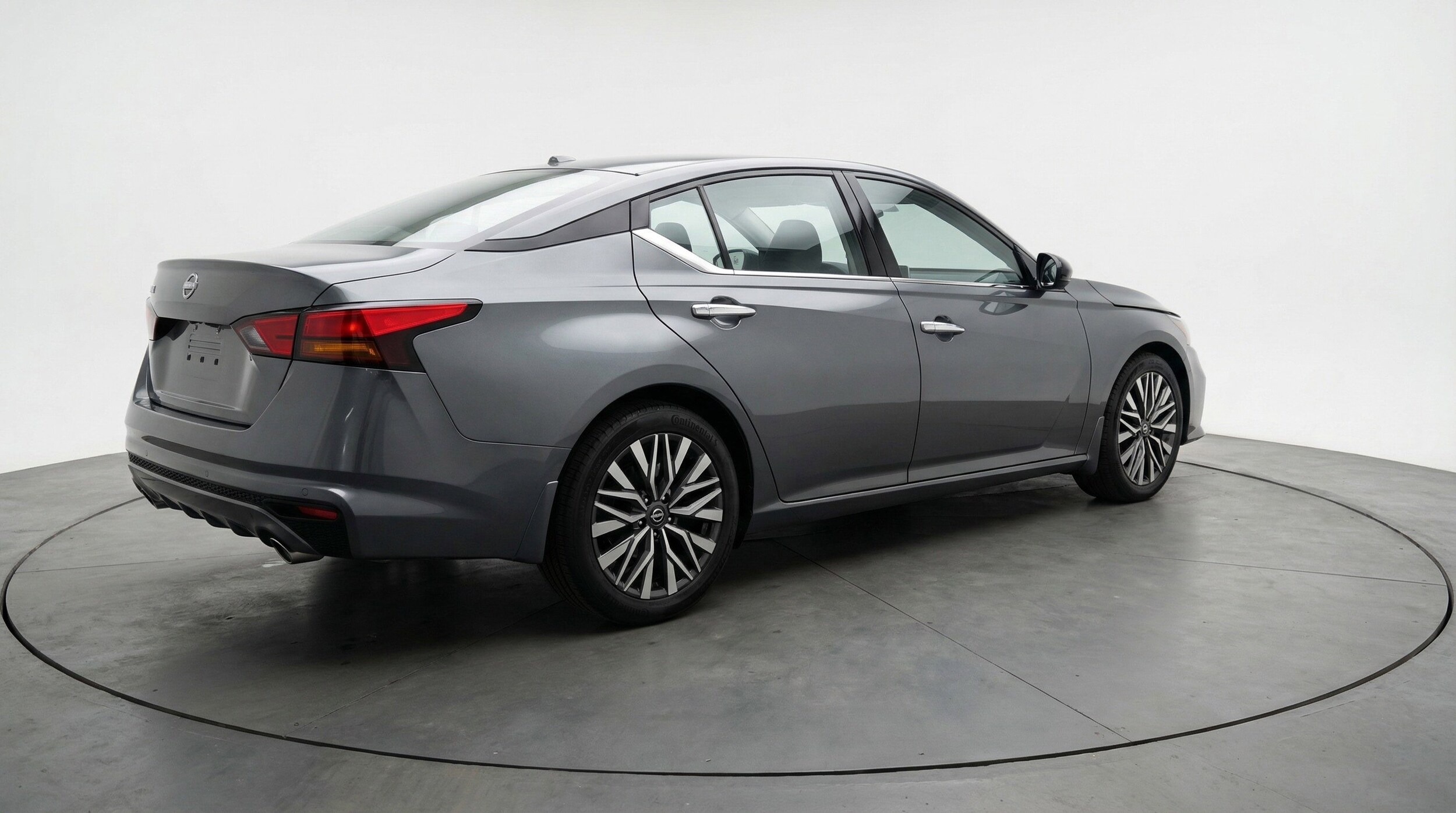 Thumbnail: 2025 Nissan Altima - 9