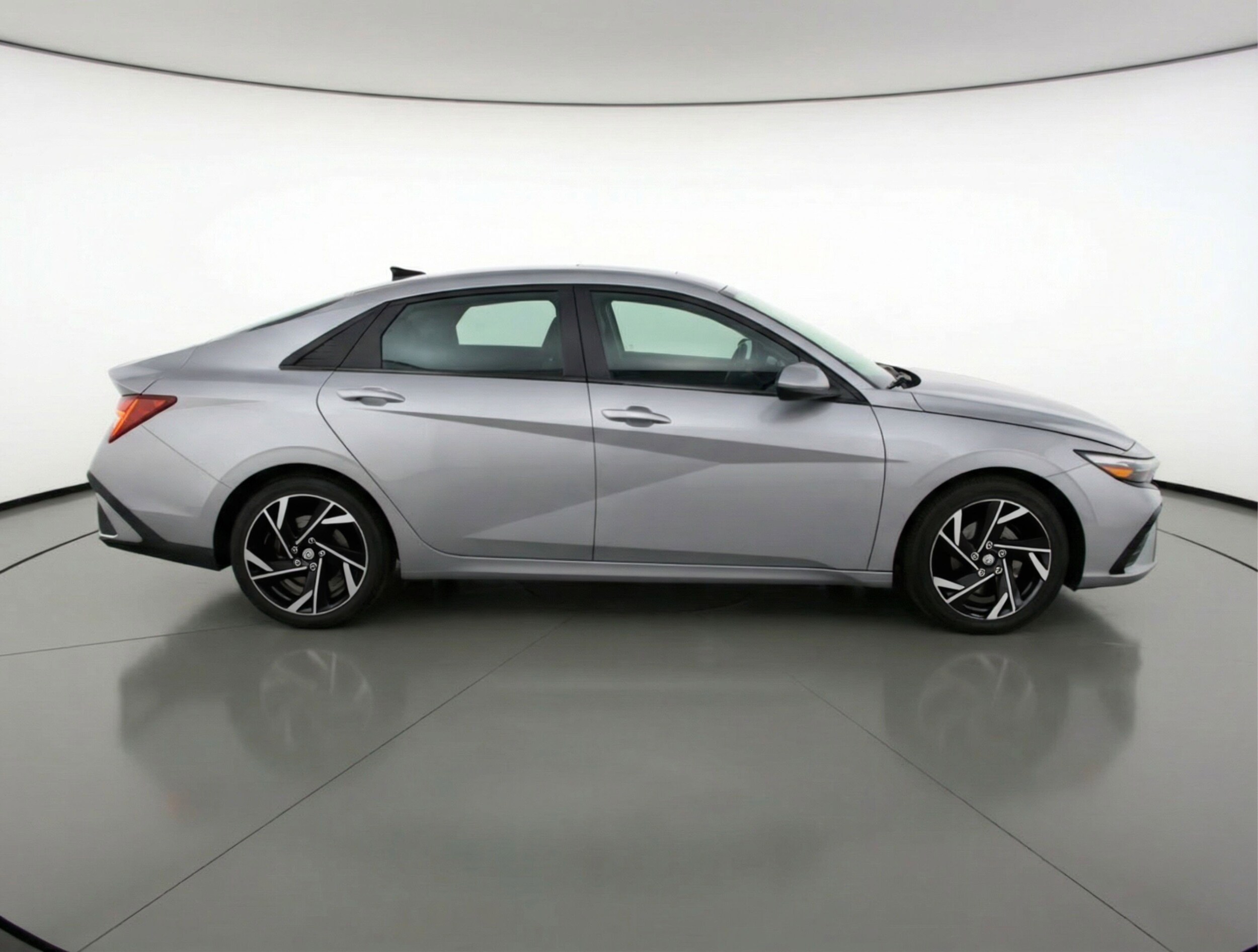 Thumbnail: 2025 Hyundai Elantra - 11