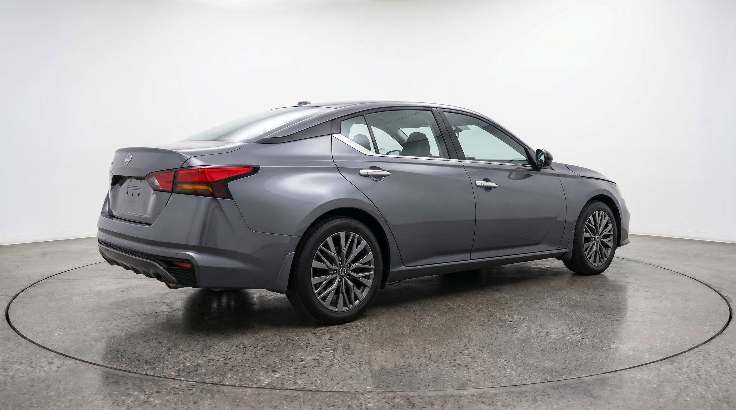 Thumbnail: 2025 Nissan Altima - 9