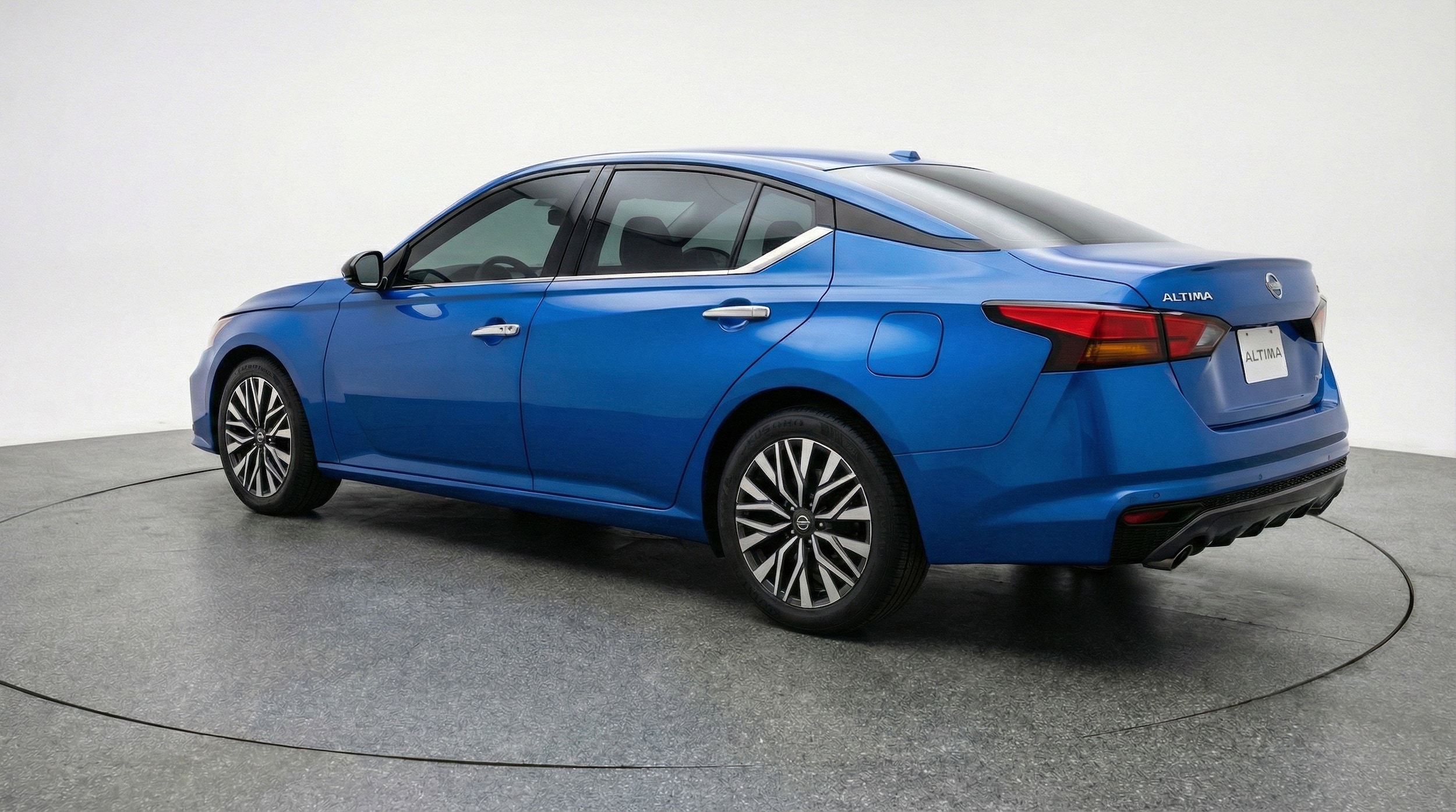 Thumbnail: 2025 Nissan Altima - 6