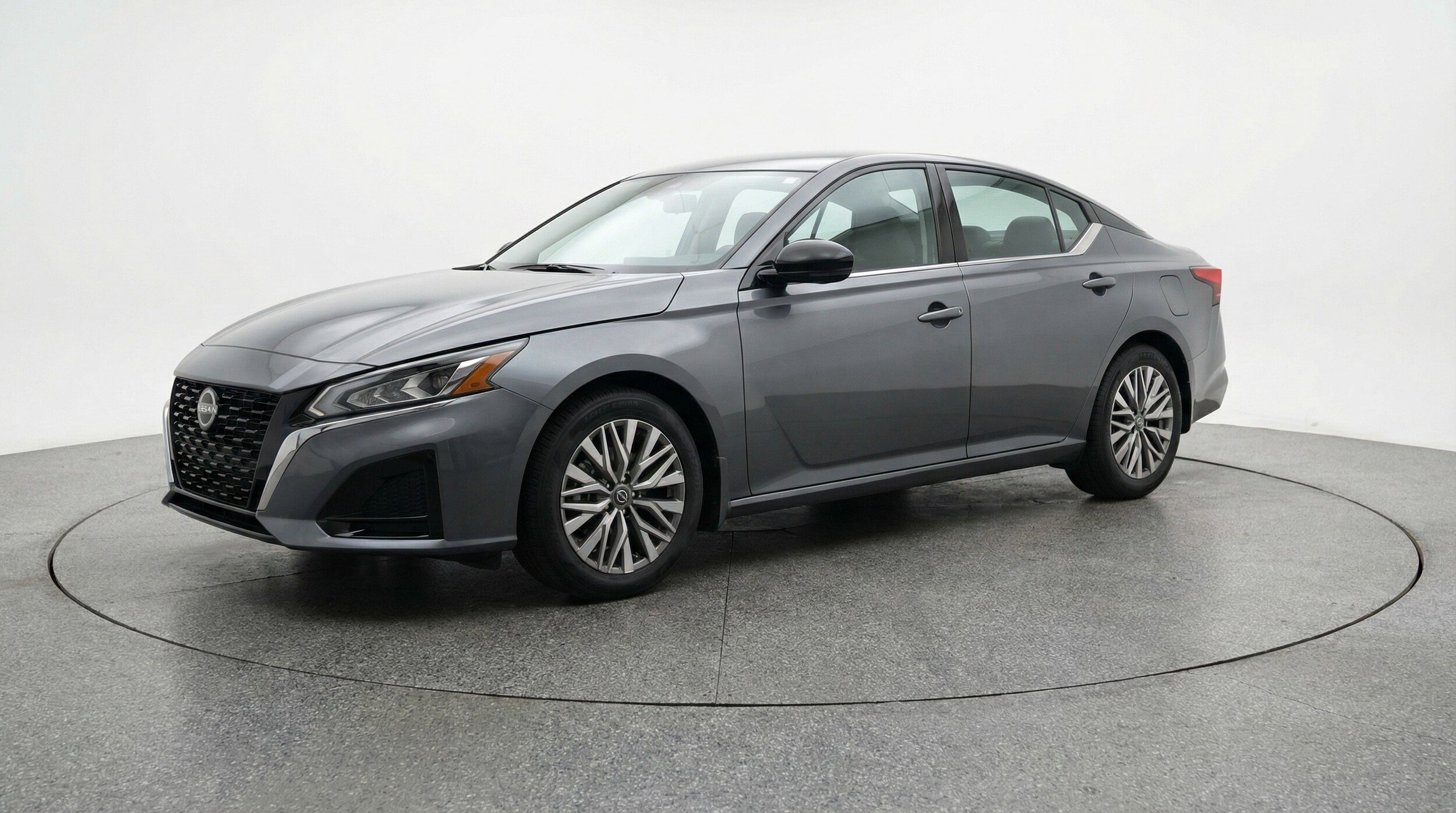 Thumbnail: 2025 Nissan Altima - 3