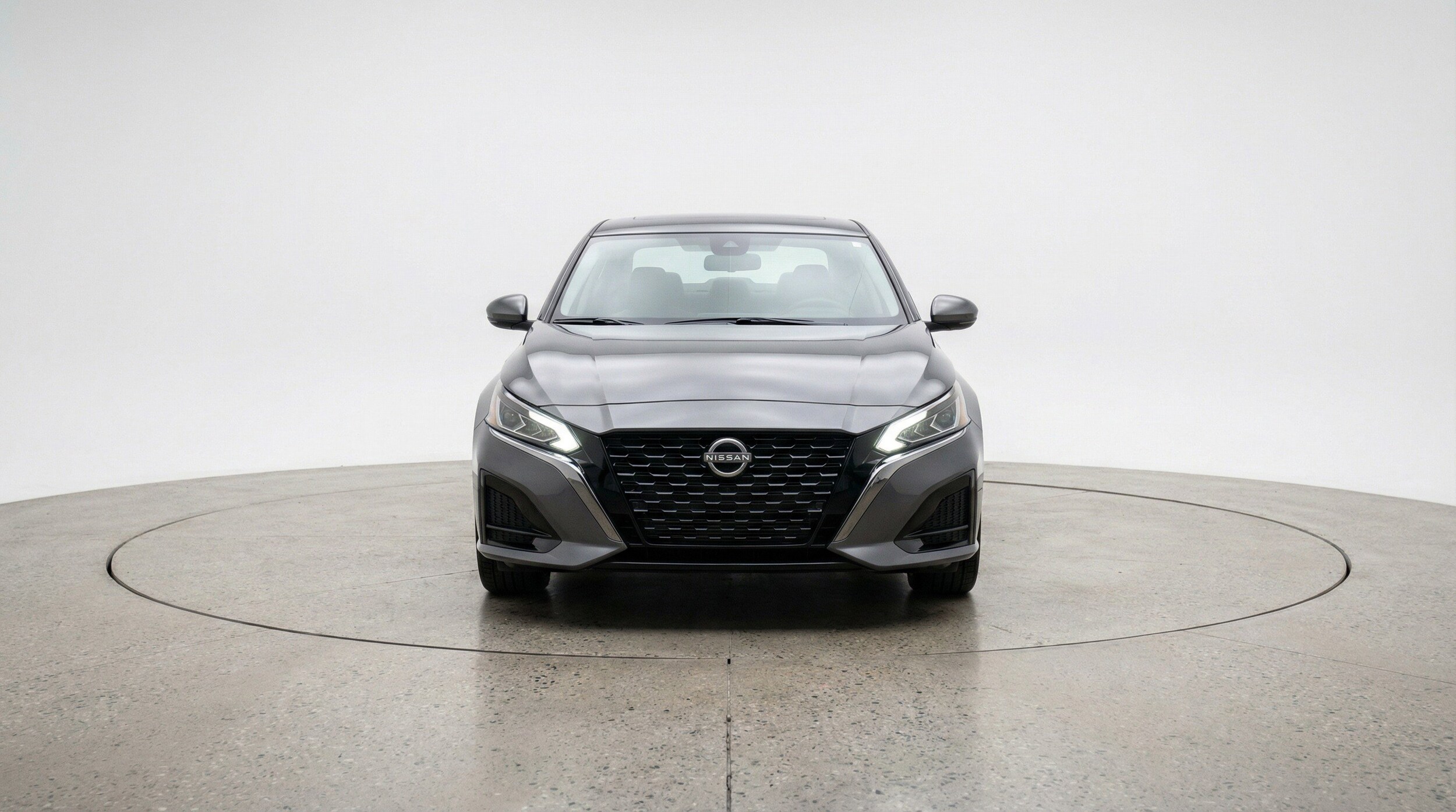 Thumbnail: 2025 Nissan Altima - 2