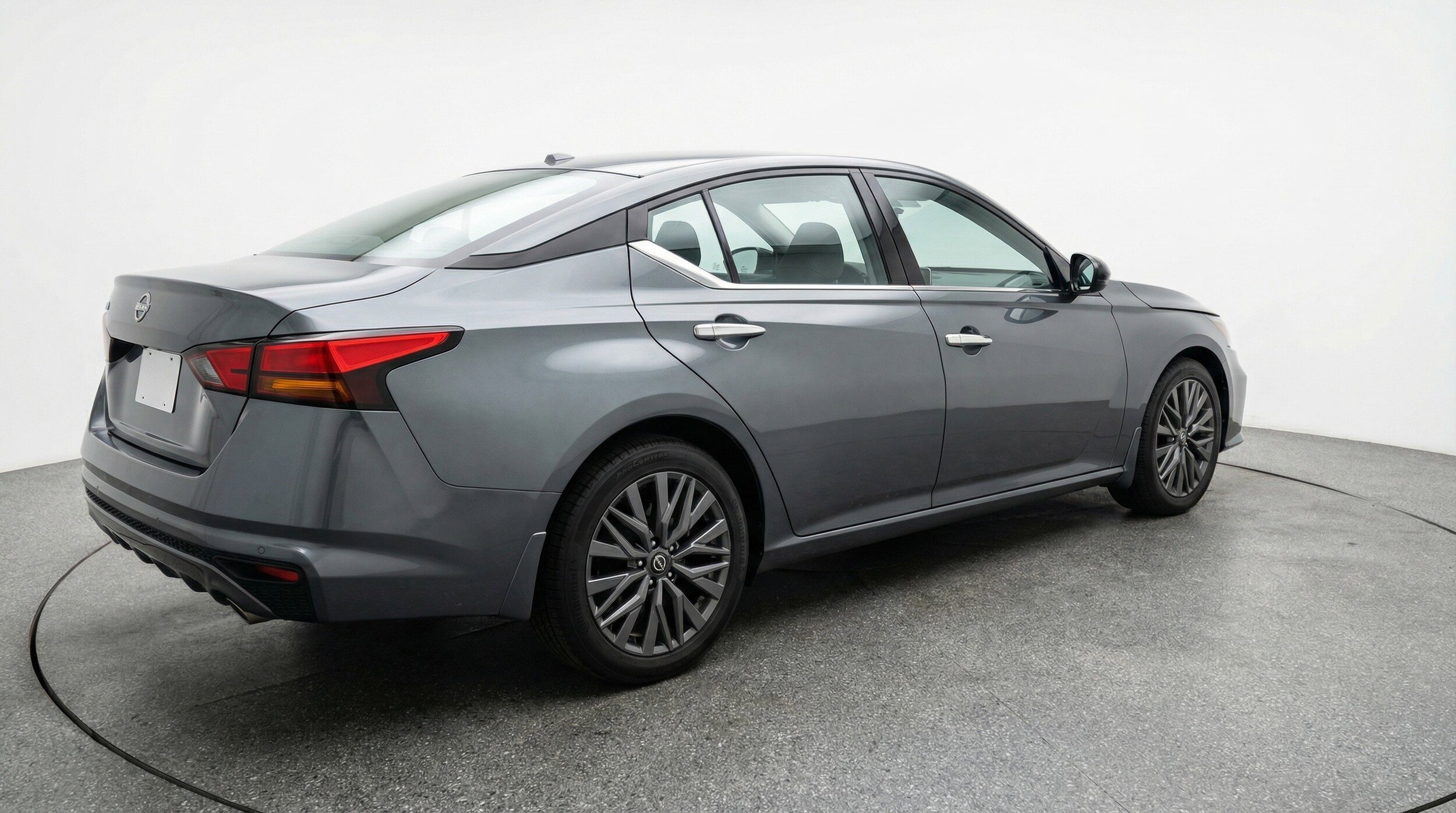 Thumbnail: 2025 Nissan Altima - 9