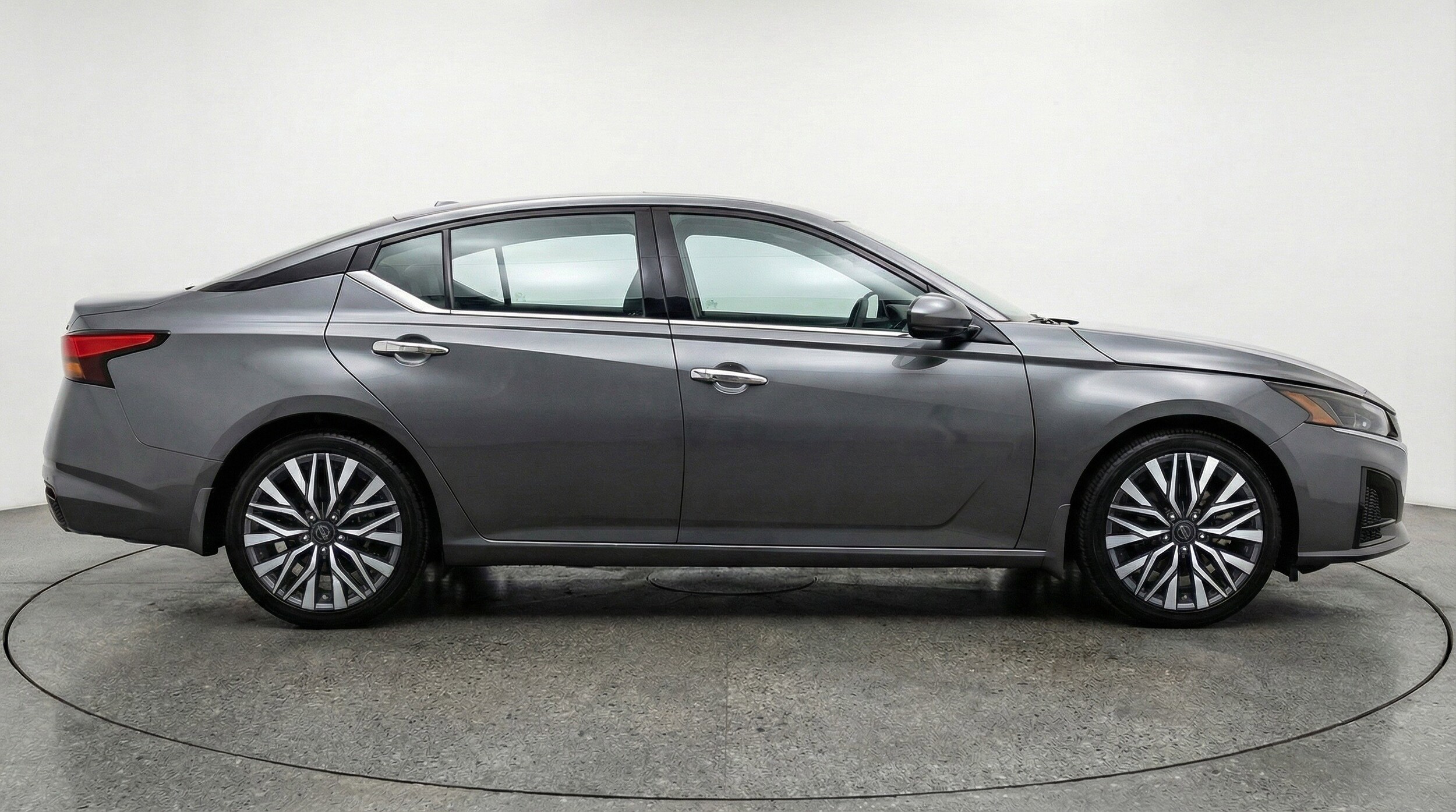 Thumbnail: 2025 Nissan Altima - 11