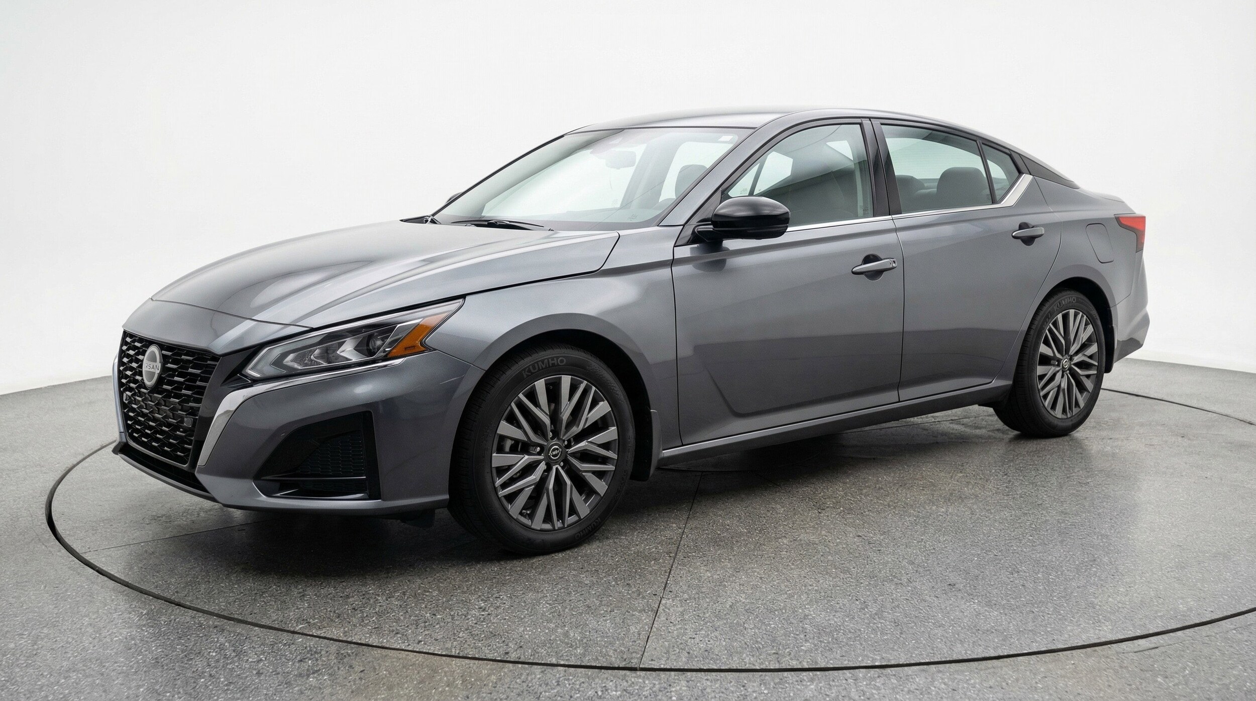 Thumbnail: 2025 Nissan Altima - 3