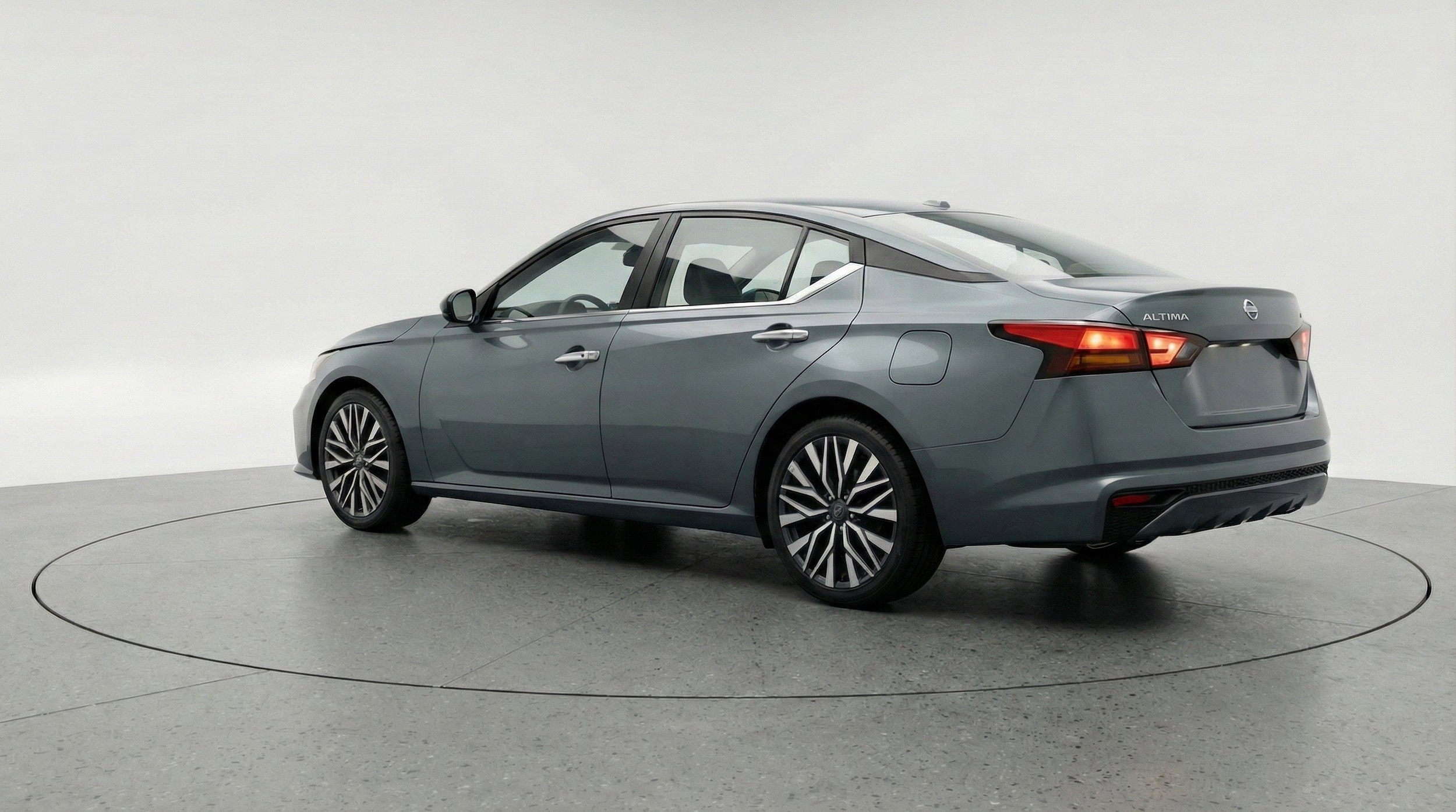 Thumbnail: 2025 Nissan Altima - 6