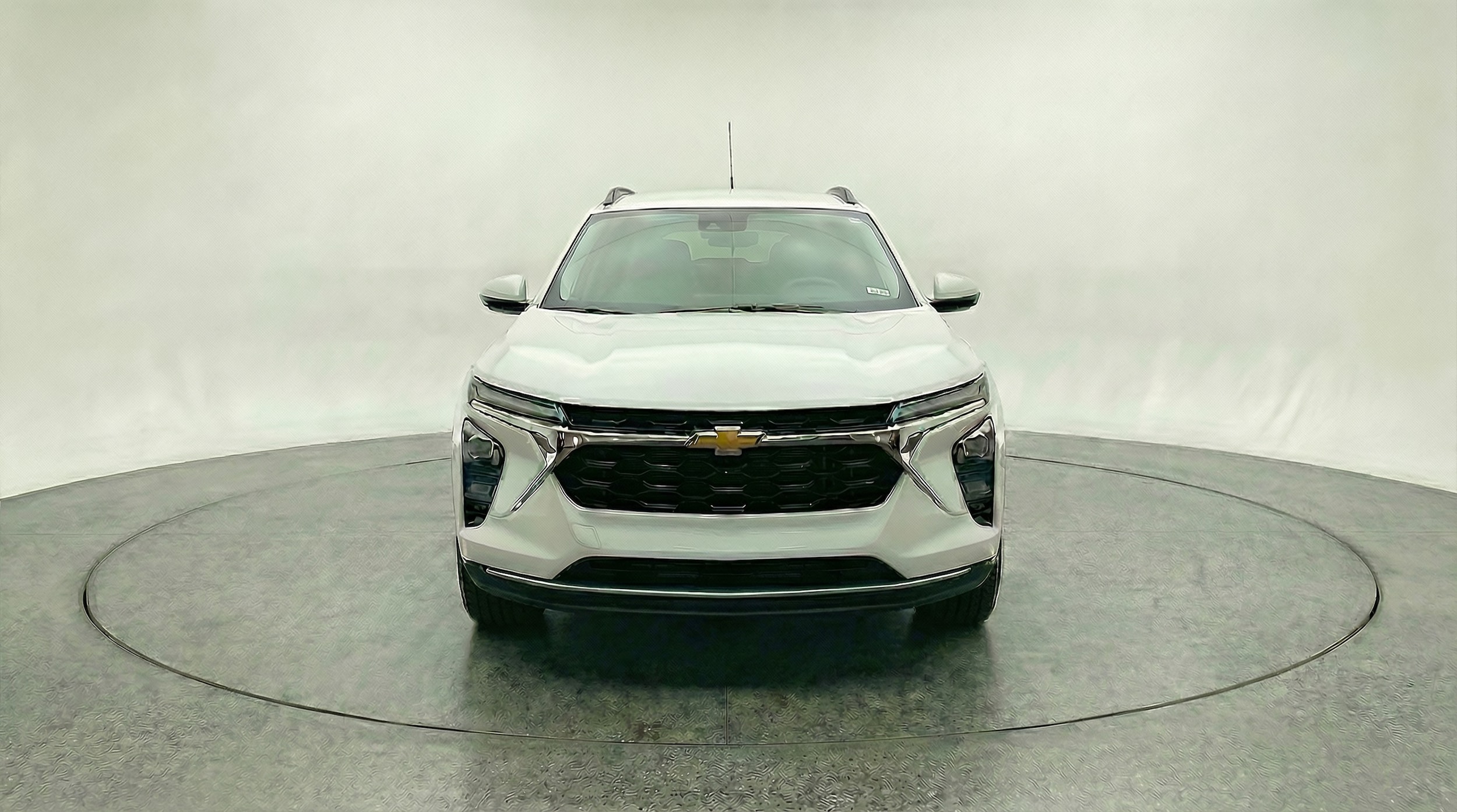 Thumbnail: 2025 Chevrolet Trax - 2
