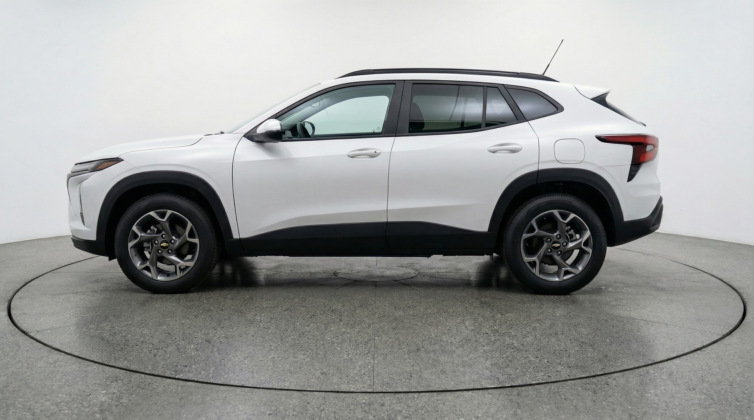 Thumbnail: 2025 Chevrolet Trax - 4