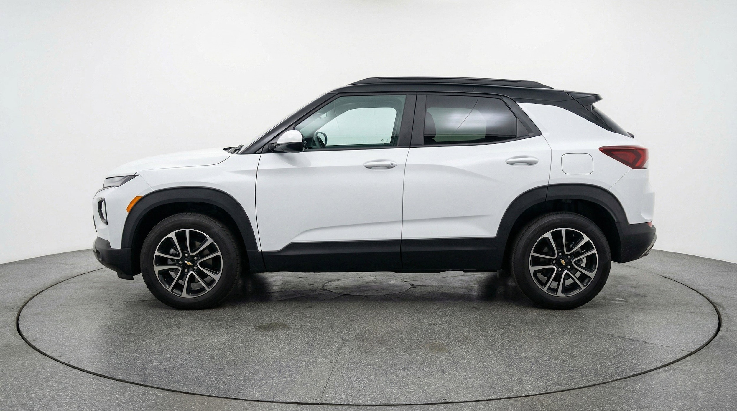 Thumbnail: 2025 Chevrolet TrailBlazer - 5