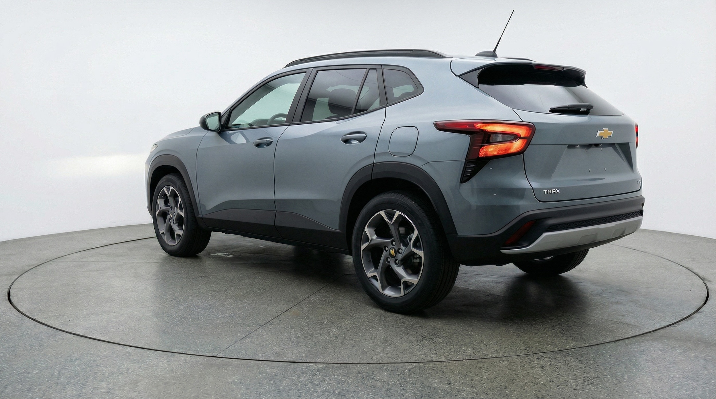 Thumbnail: 2025 Chevrolet Trax - 5