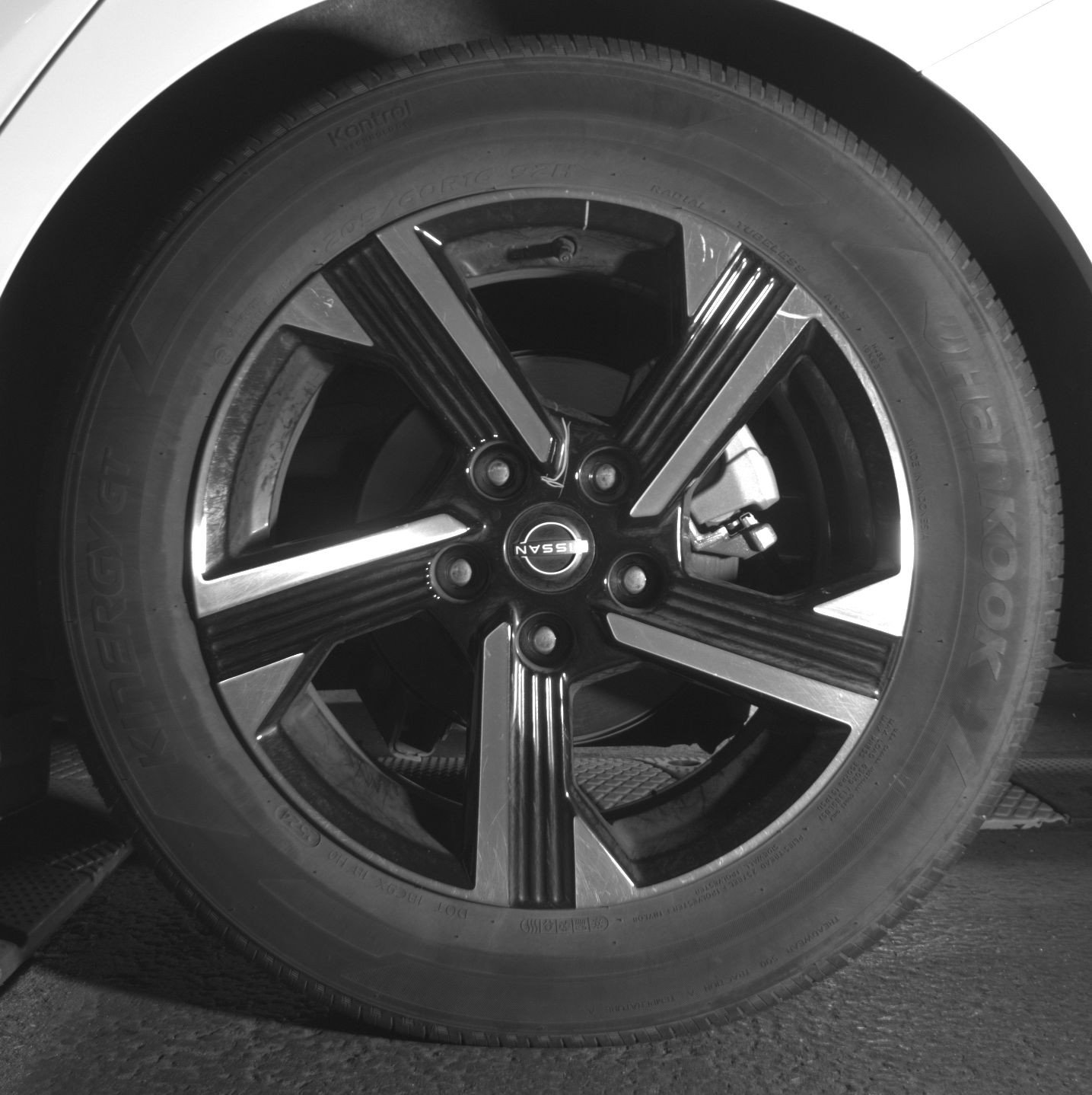 Thumbnail: 2025 Nissan Sentra - 14