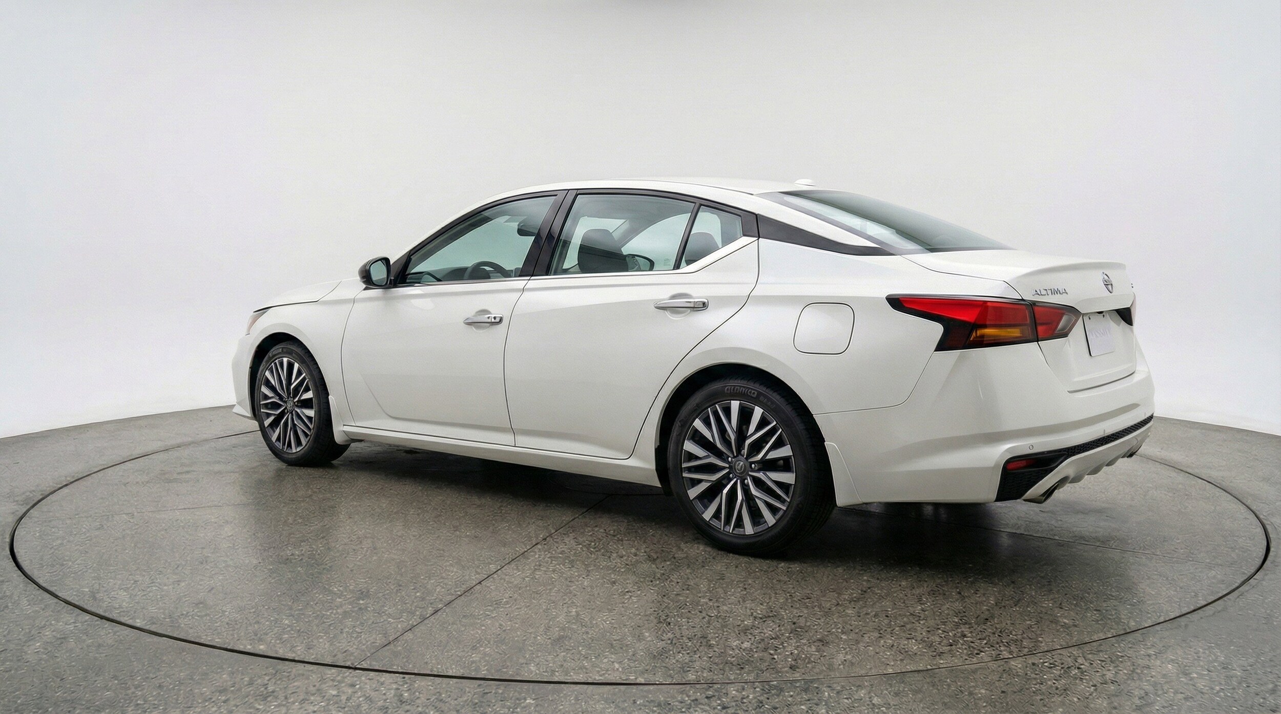 Thumbnail: 2025 Nissan Altima - 6