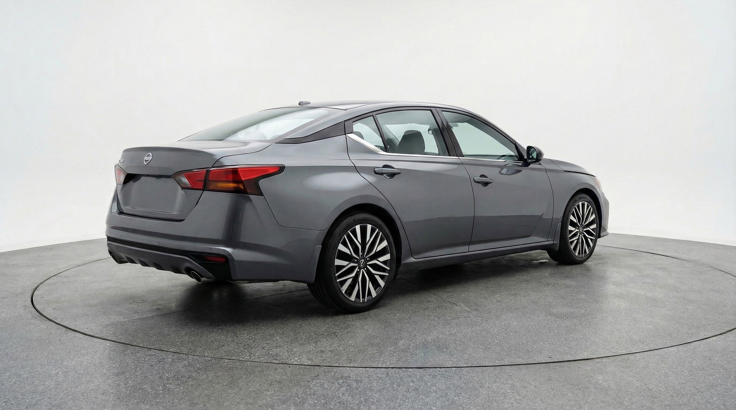 Thumbnail: 2025 Nissan Altima - 9