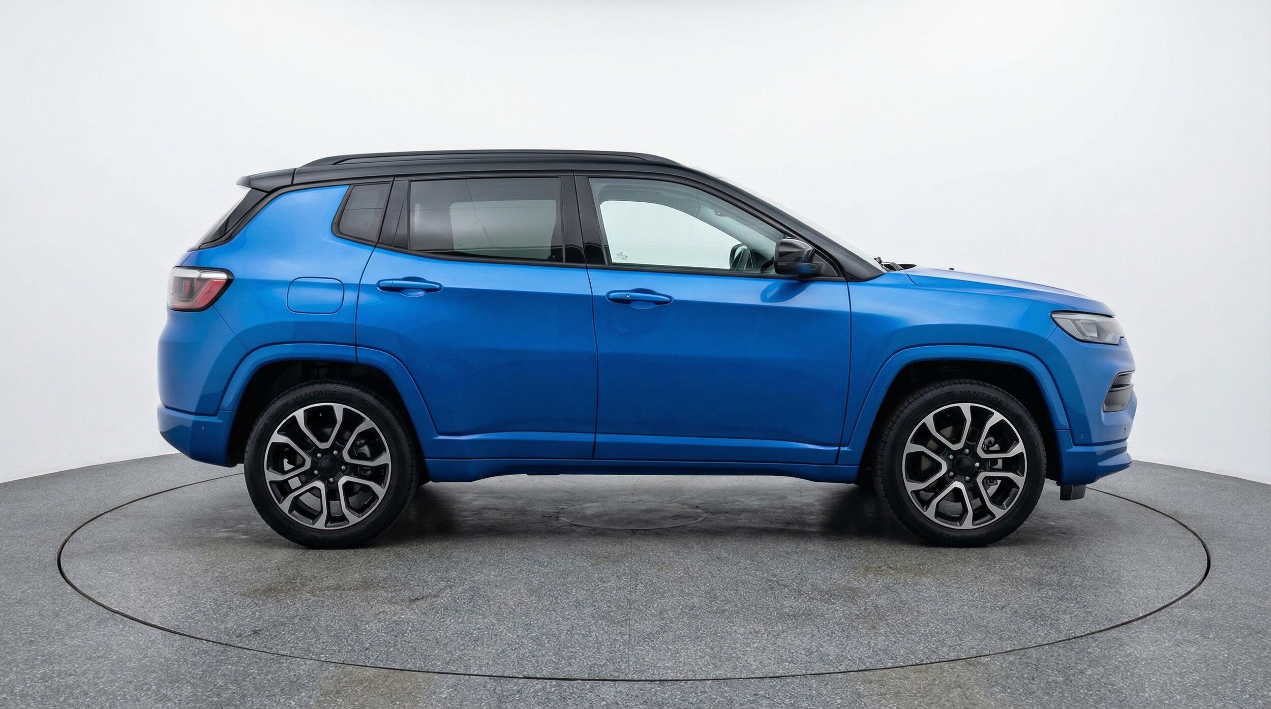 Thumbnail: 2025 Jeep Compass - 11