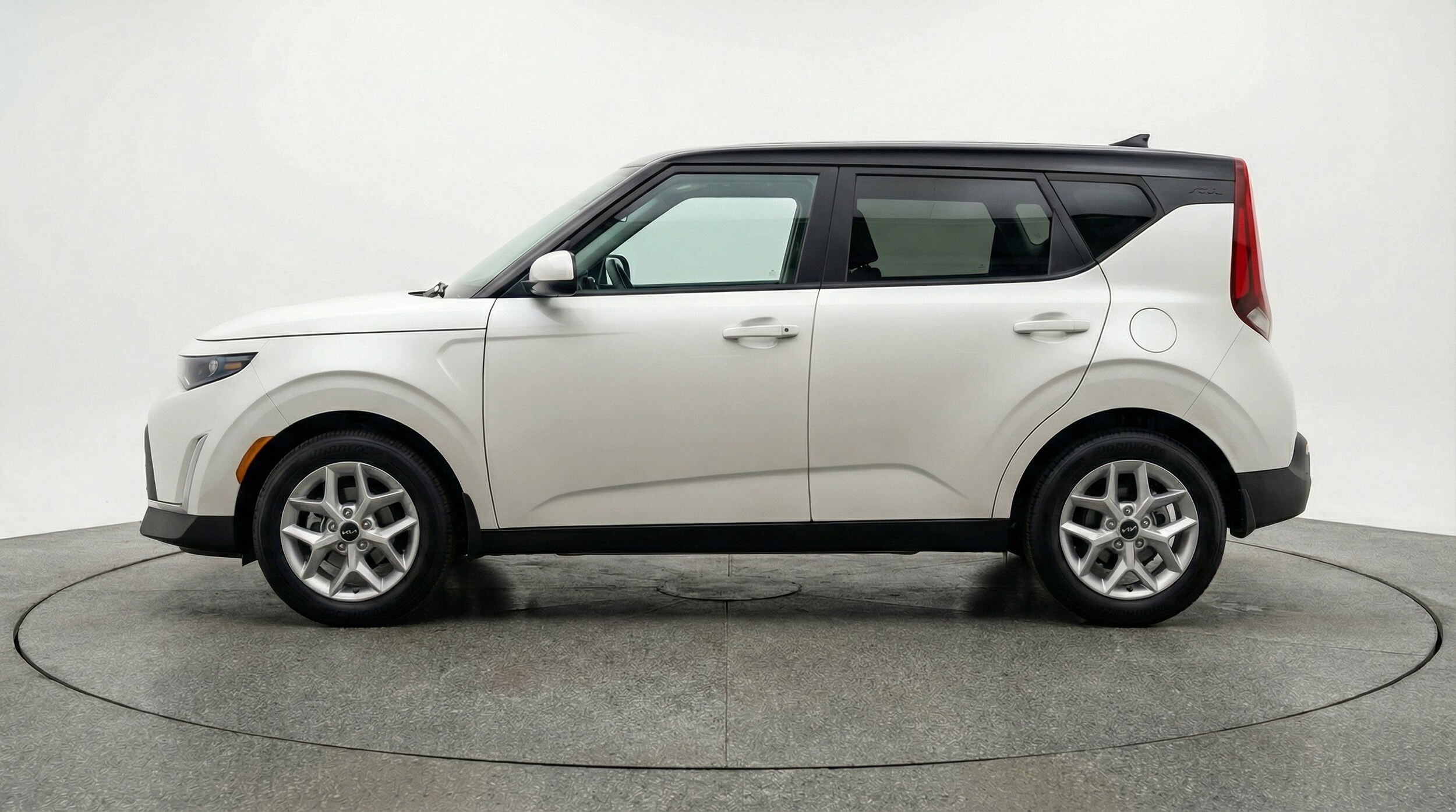 Thumbnail: 2025 Kia Soul - 4