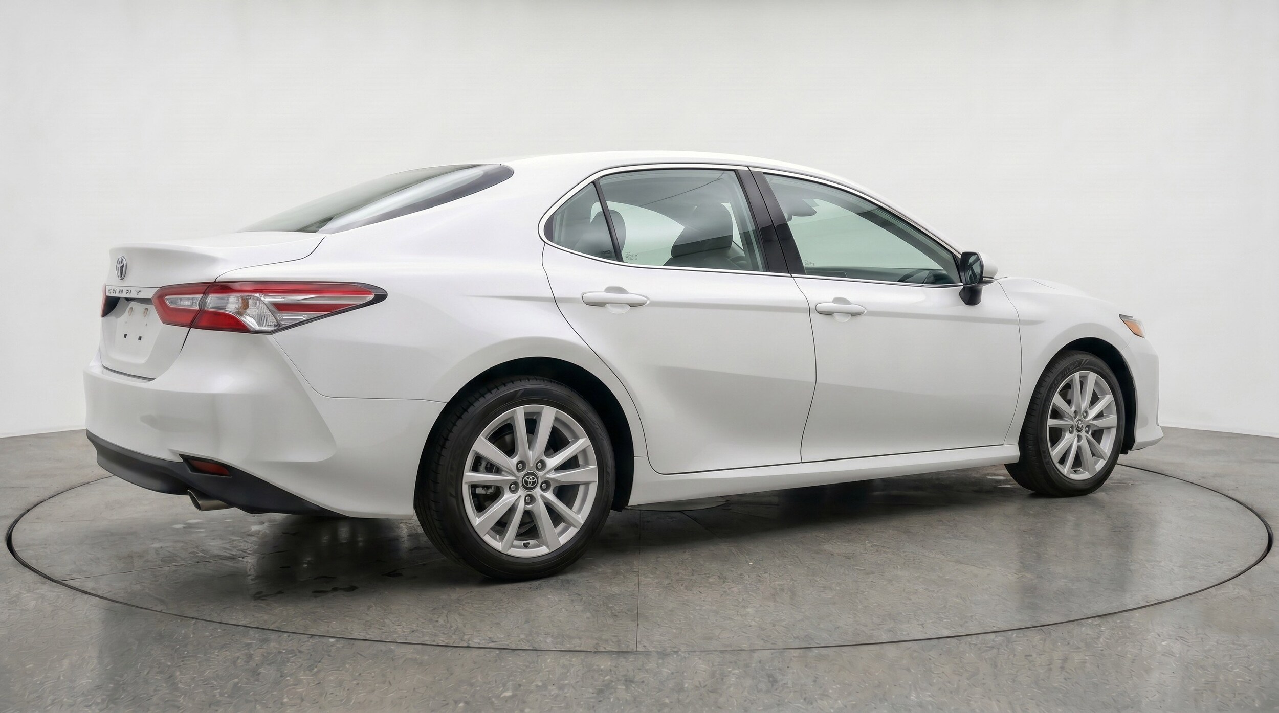 Thumbnail: 2025 Toyota Camry - 9