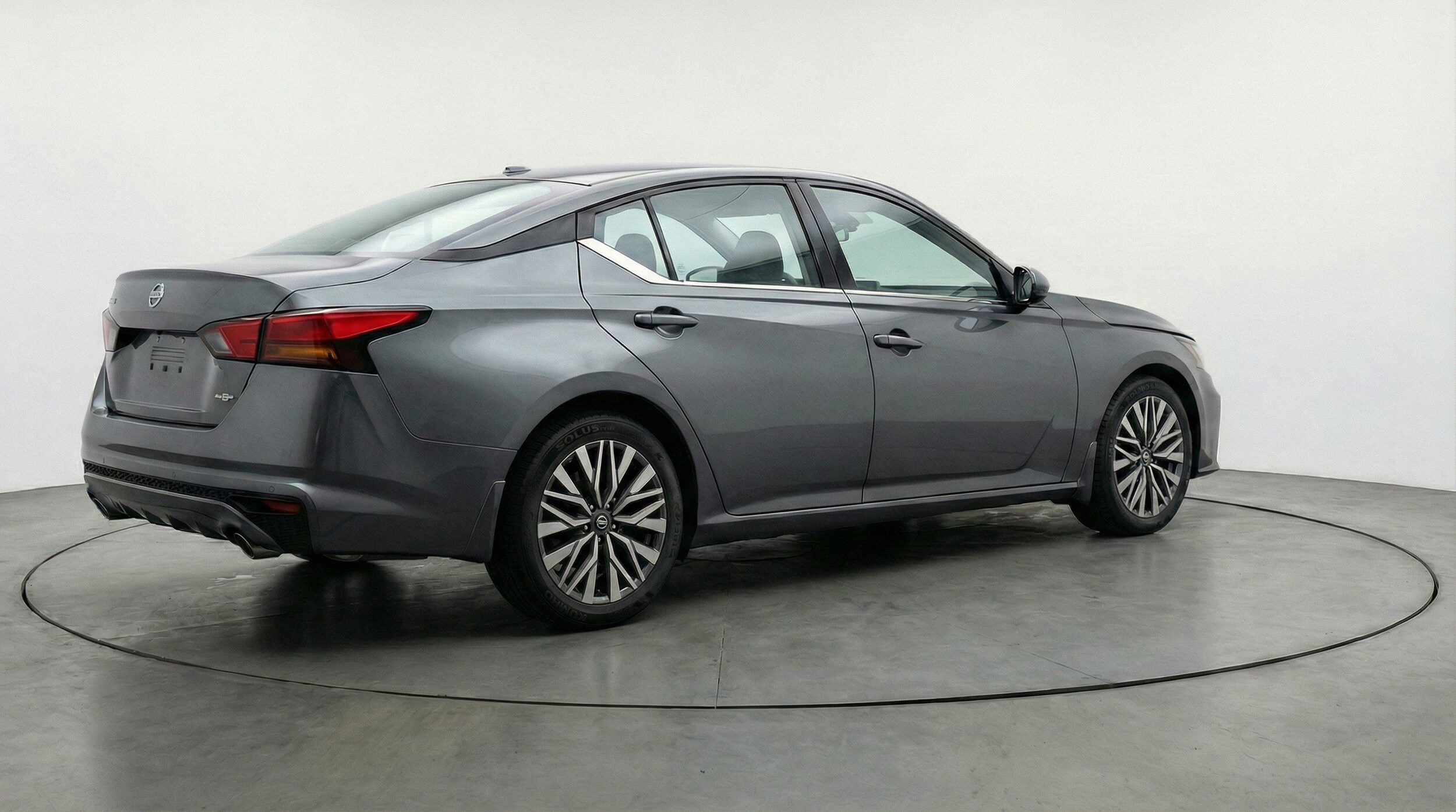 Thumbnail: 2025 Nissan Altima - 9