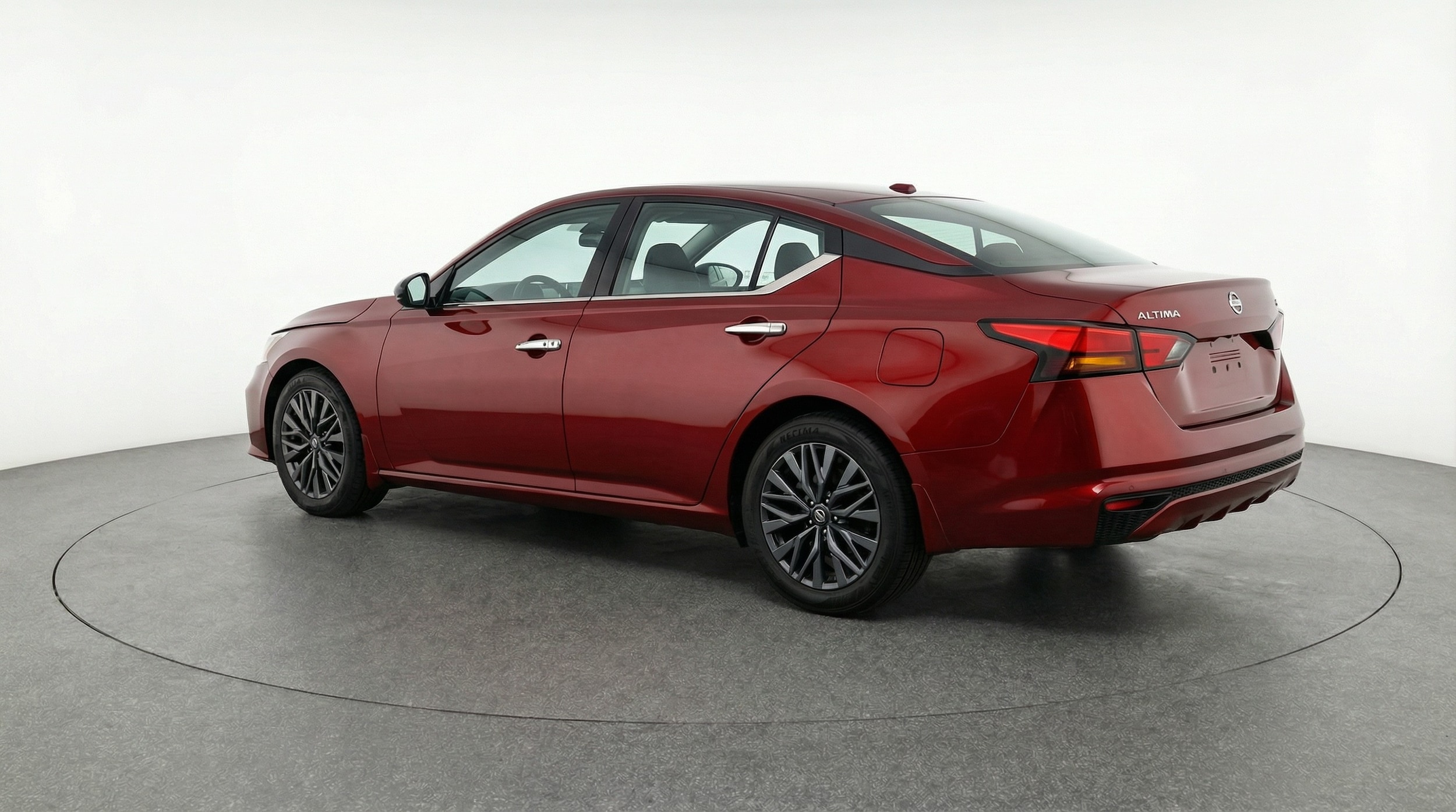 Thumbnail: 2025 Nissan Altima - 5