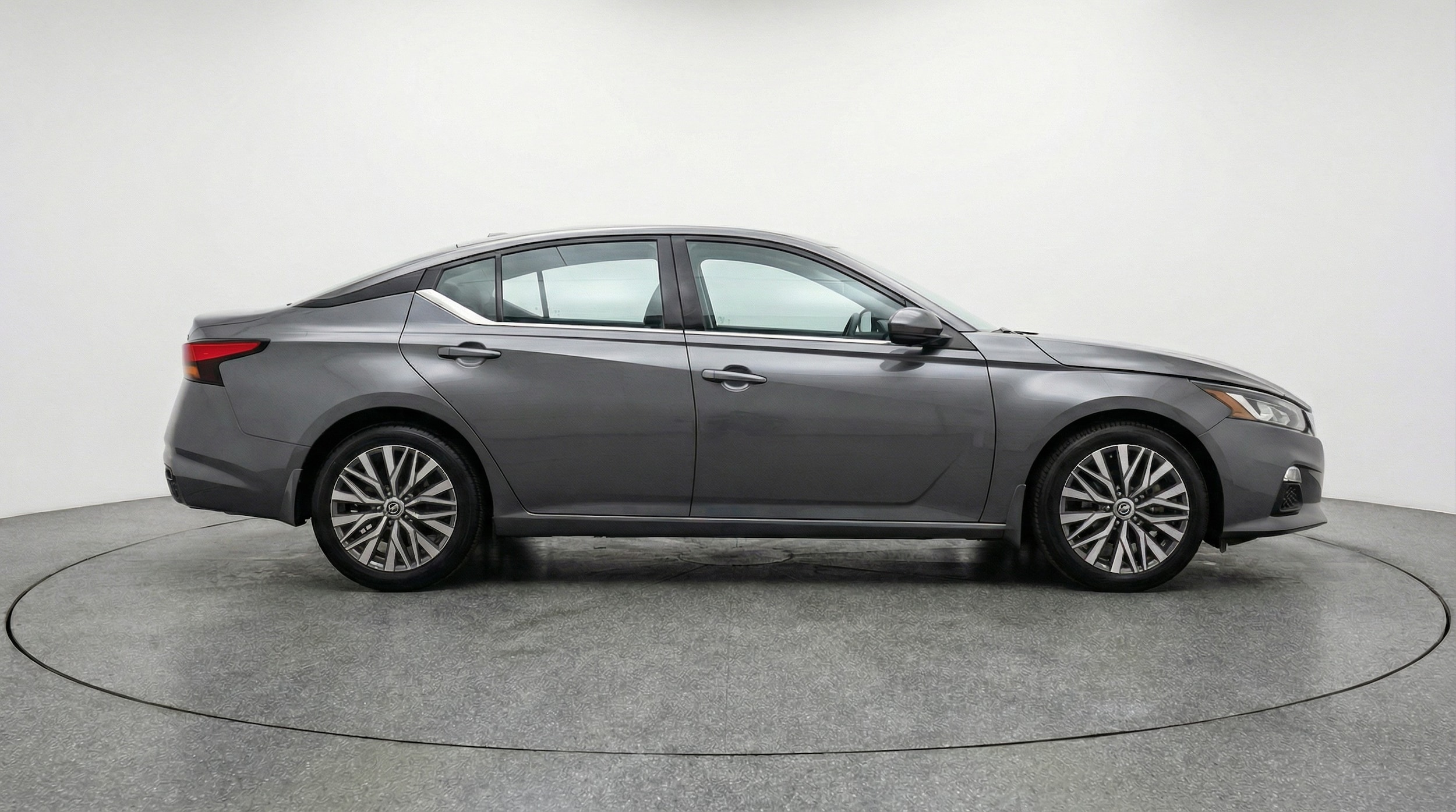 Thumbnail: 2025 Nissan Altima - 8