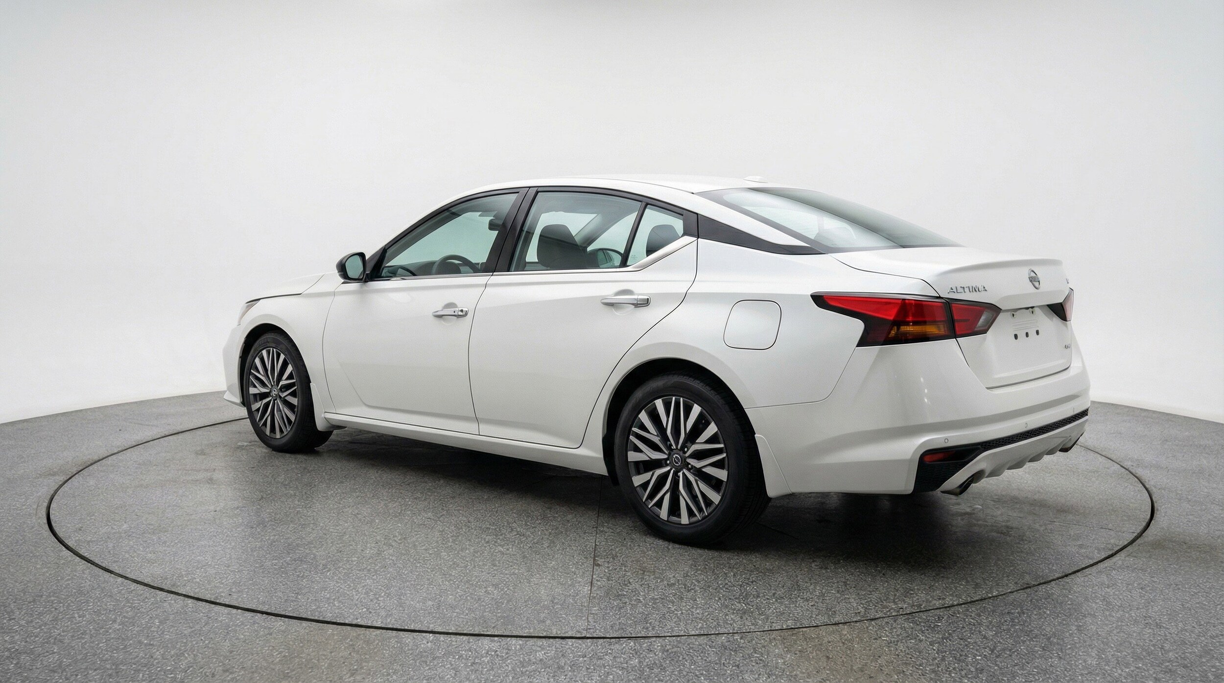 Thumbnail: 2025 Nissan Altima - 6