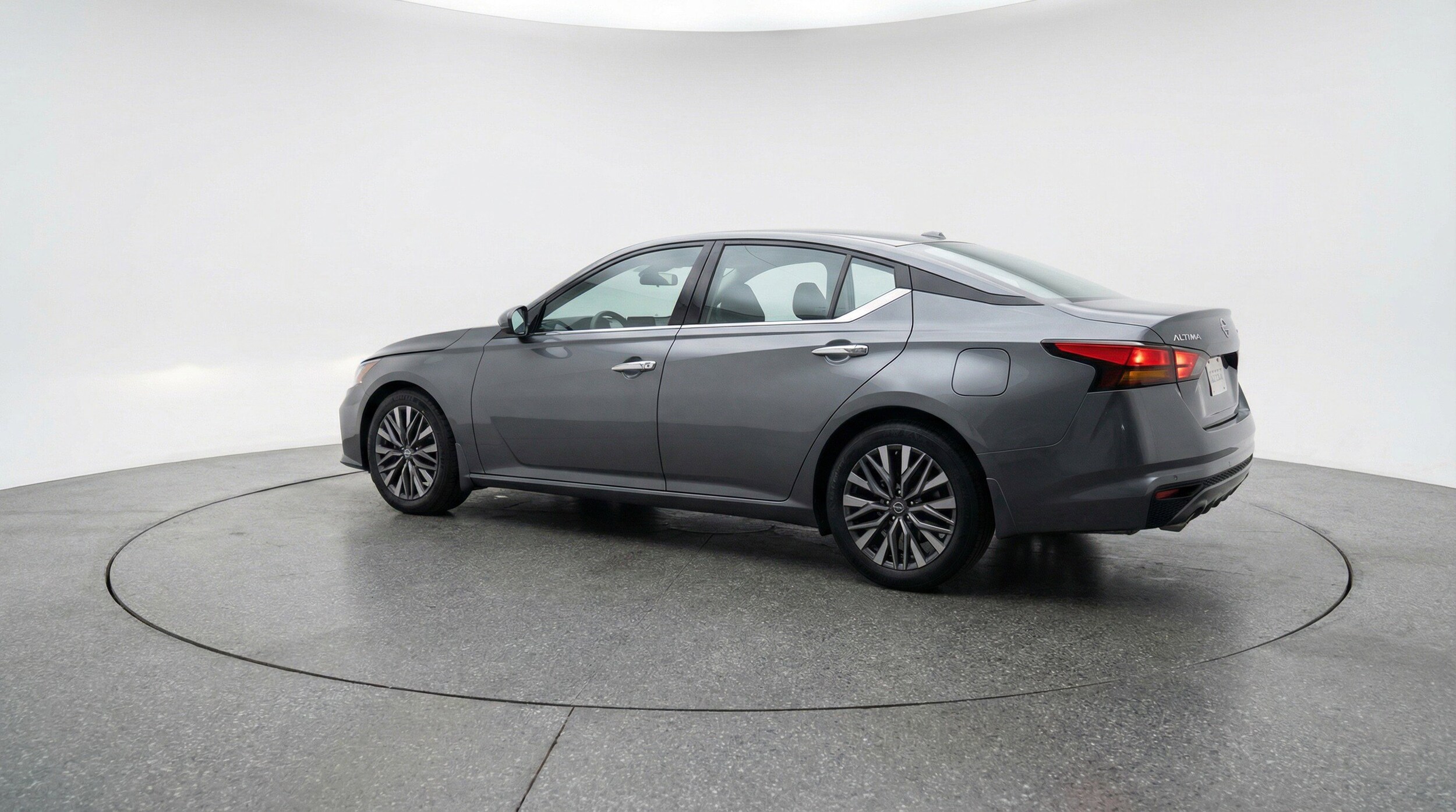 Thumbnail: 2025 Nissan Altima - 6