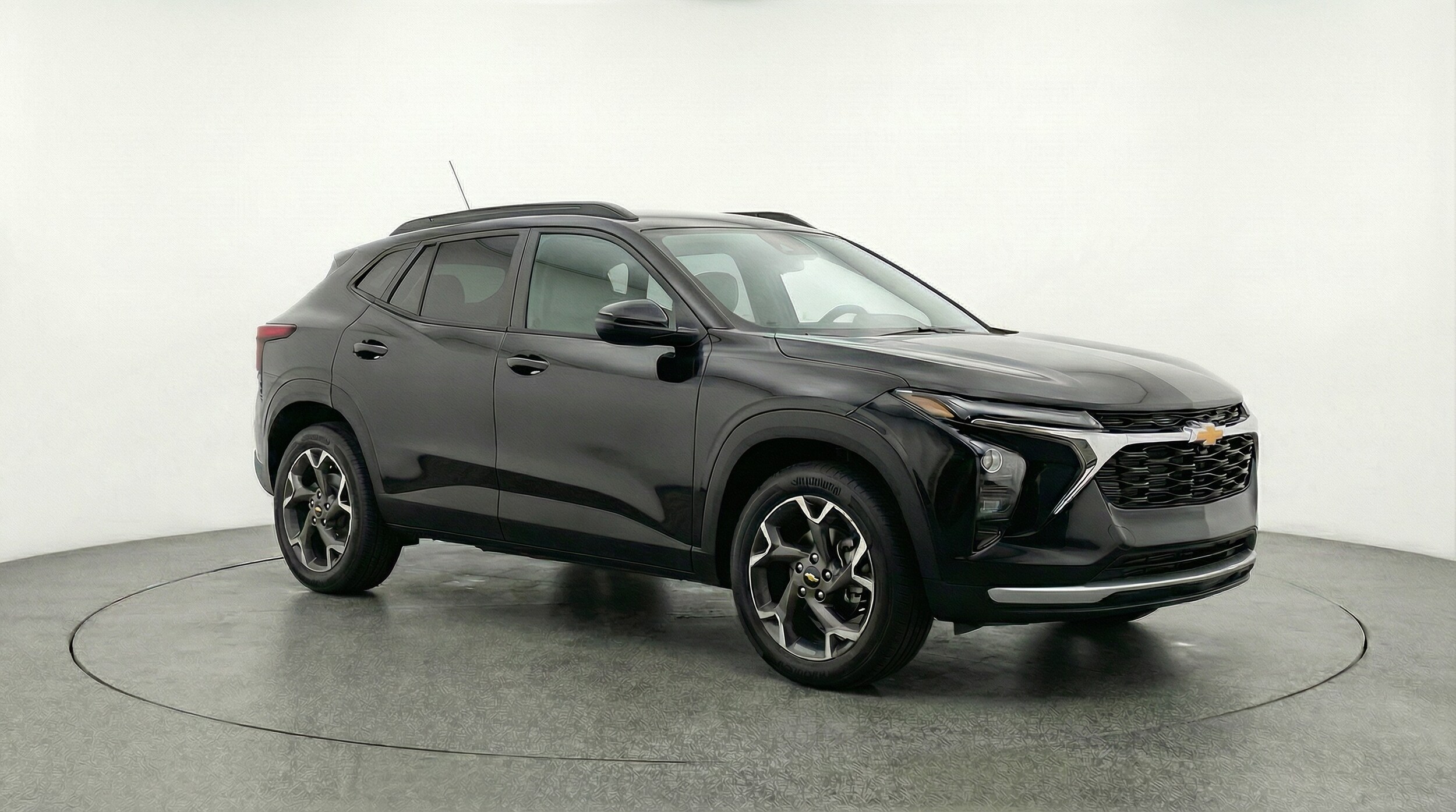 Thumbnail: 2025 Chevrolet Trax - 1