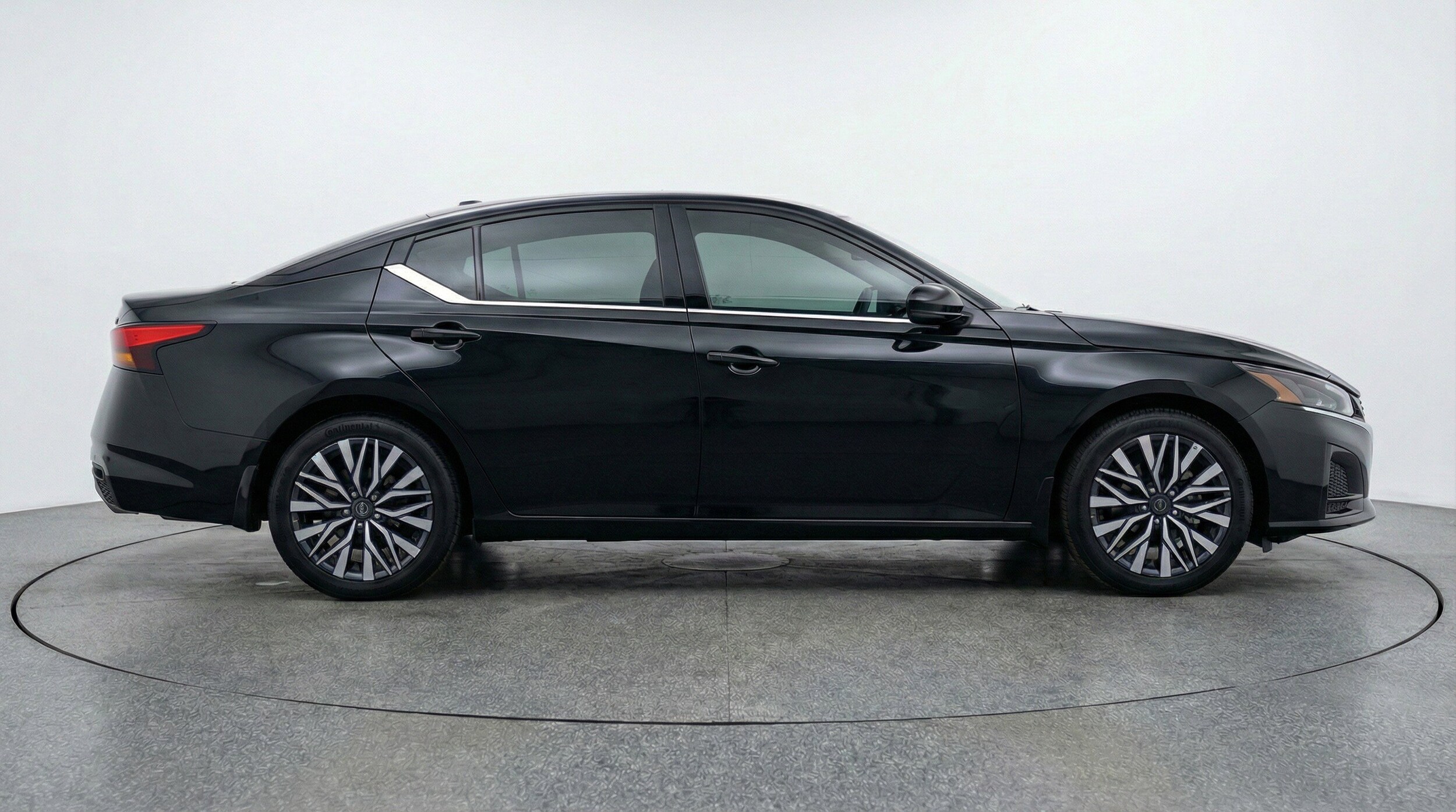 Thumbnail: 2025 Nissan Altima - 11