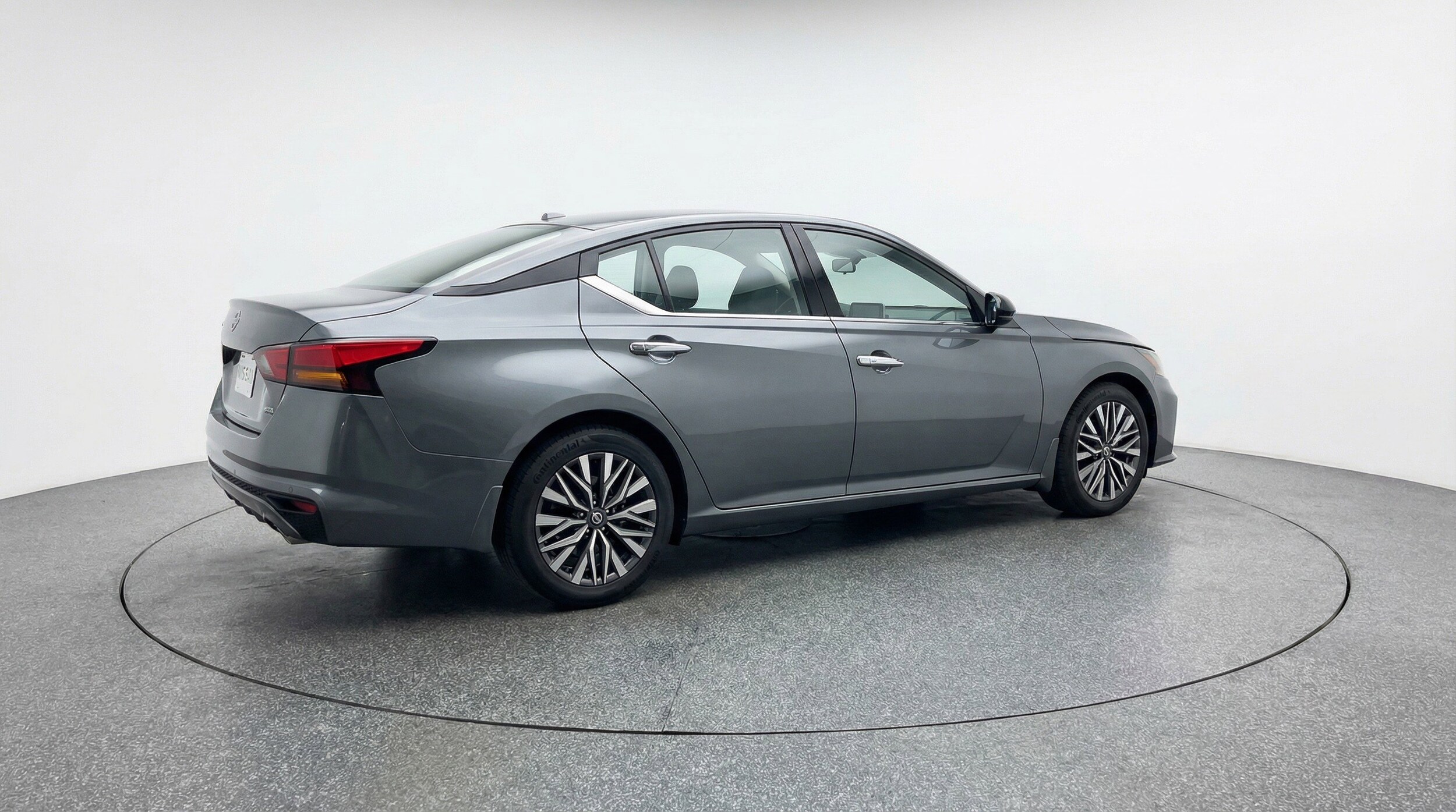 Thumbnail: 2025 Nissan Altima - 9