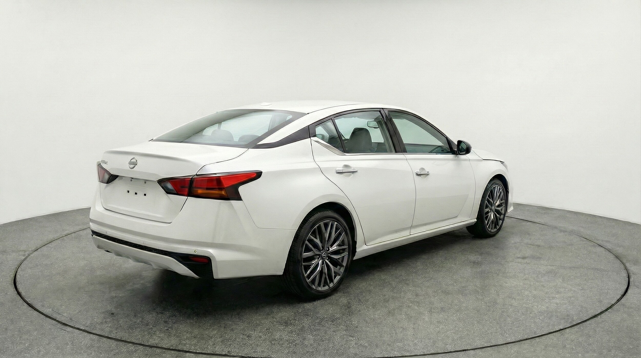 Thumbnail: 2025 Nissan Altima - 7