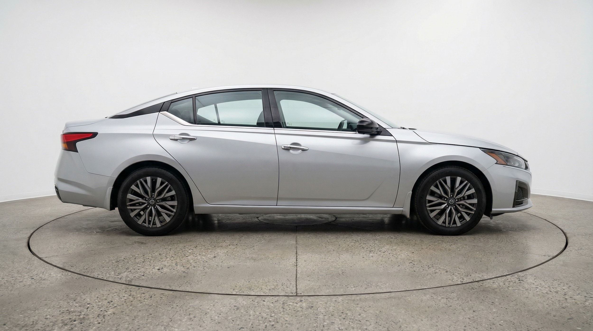 Thumbnail: 2025 Nissan Altima - 8