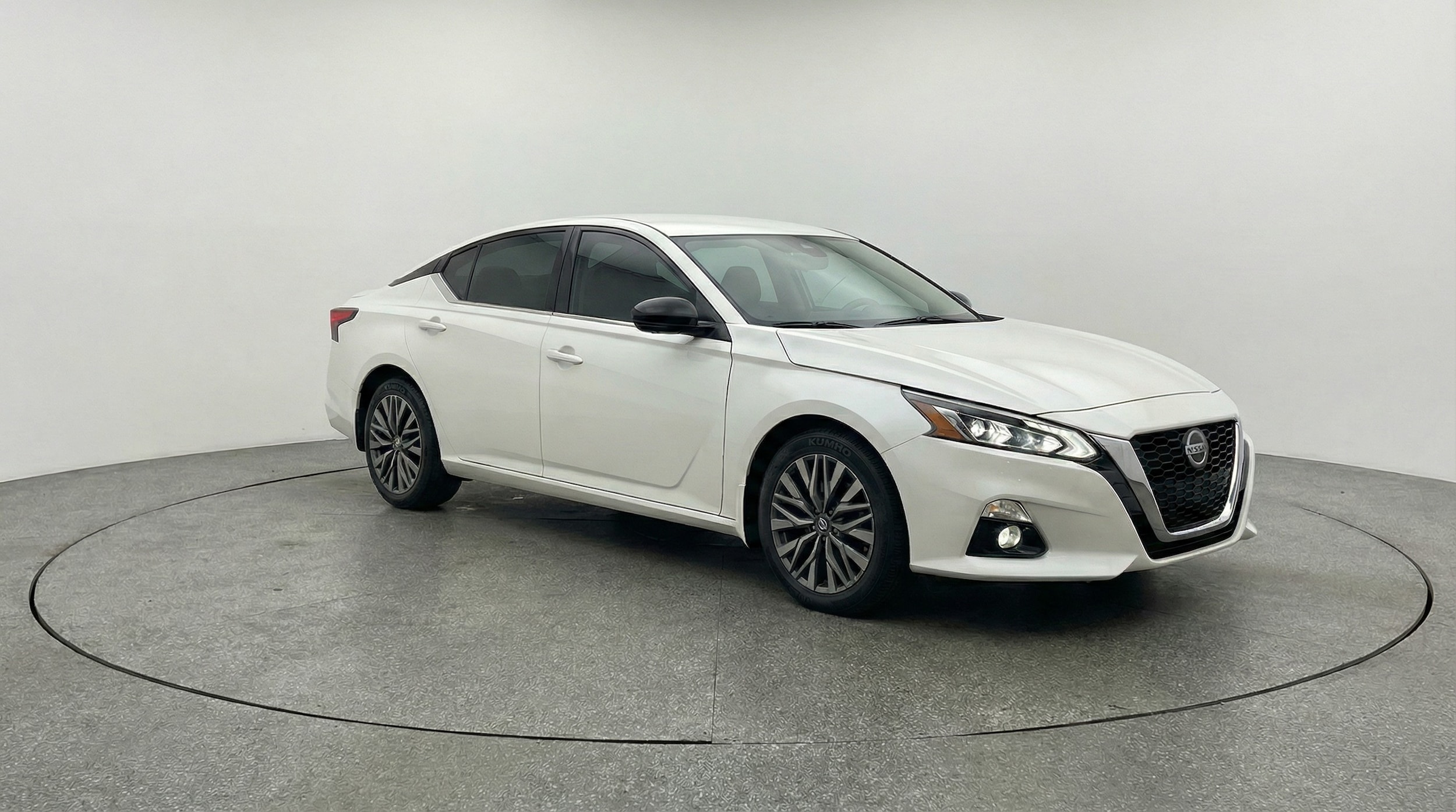 Thumbnail: 2025 Nissan Altima - 1