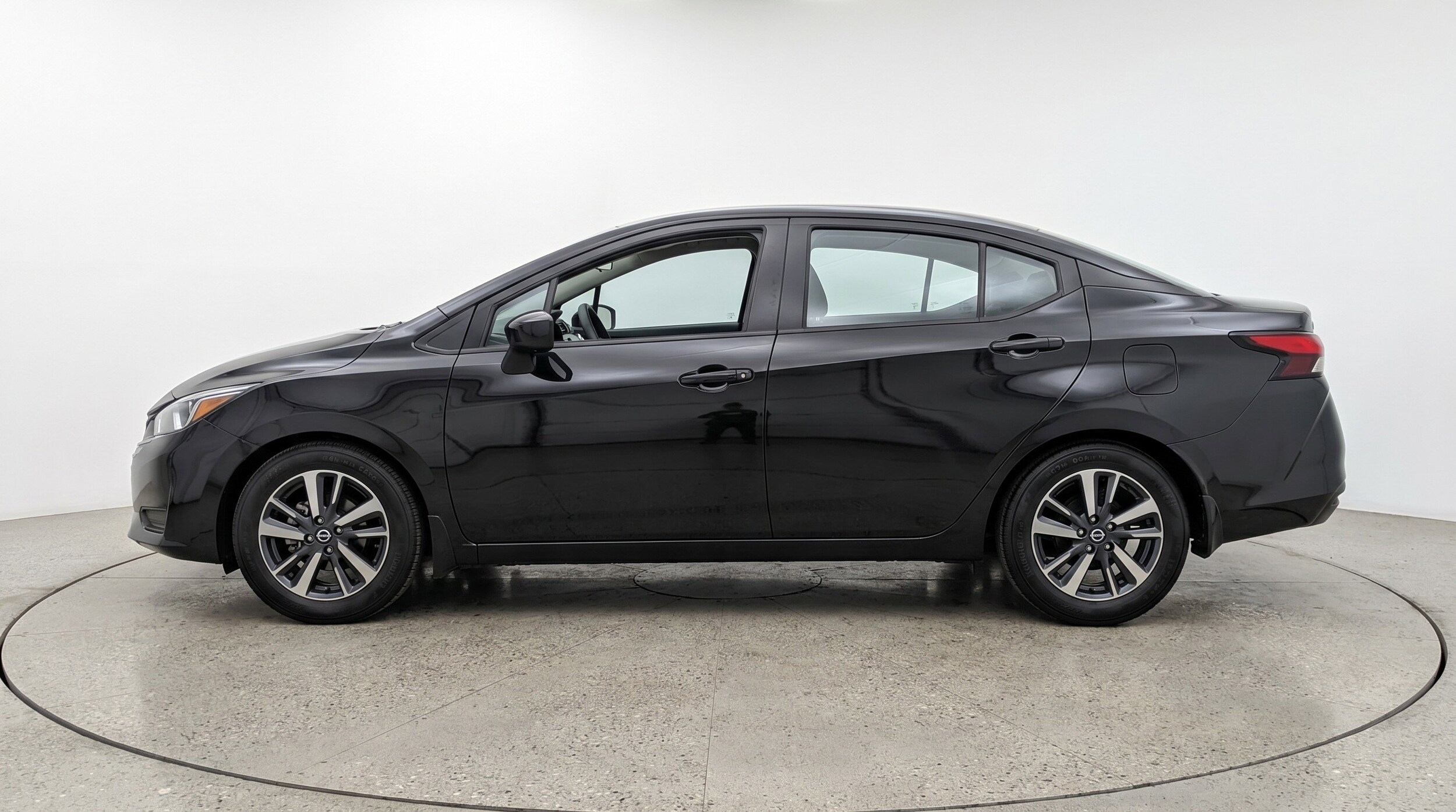 Thumbnail: 2025 Nissan Versa - 5