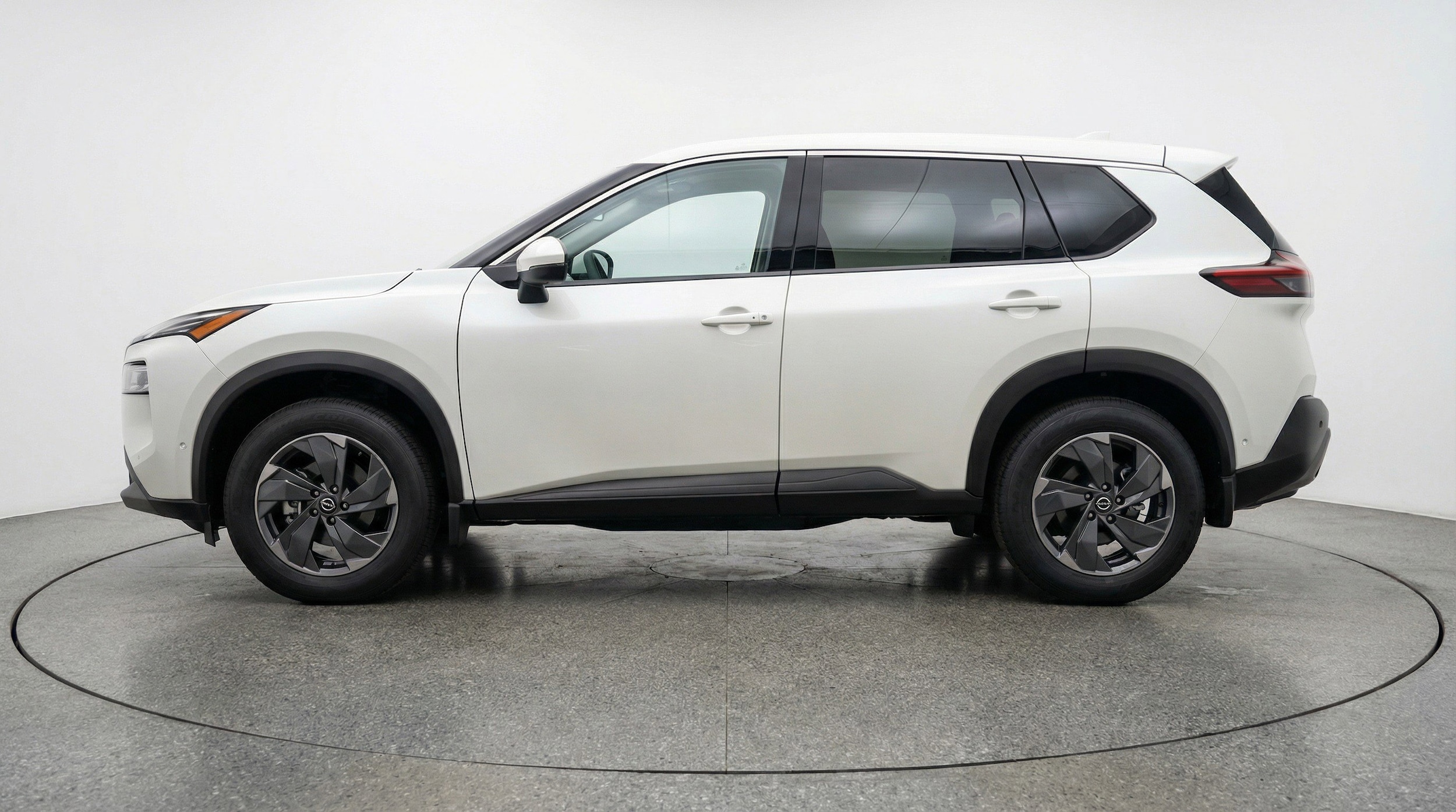 Thumbnail: 2025 Nissan Rogue - 5