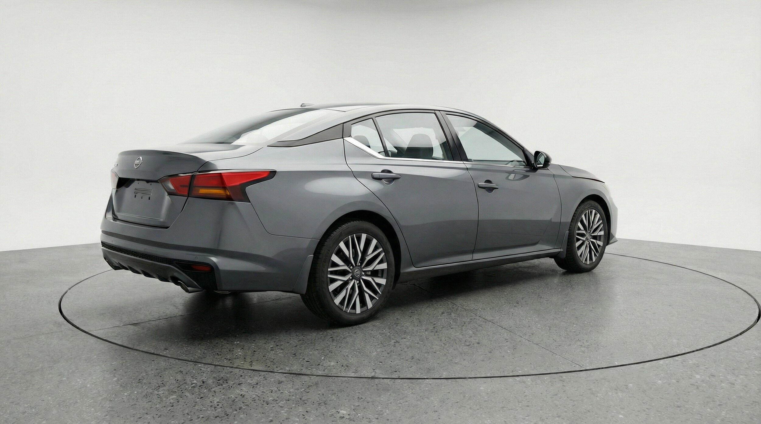 Thumbnail: 2025 Nissan Altima - 9