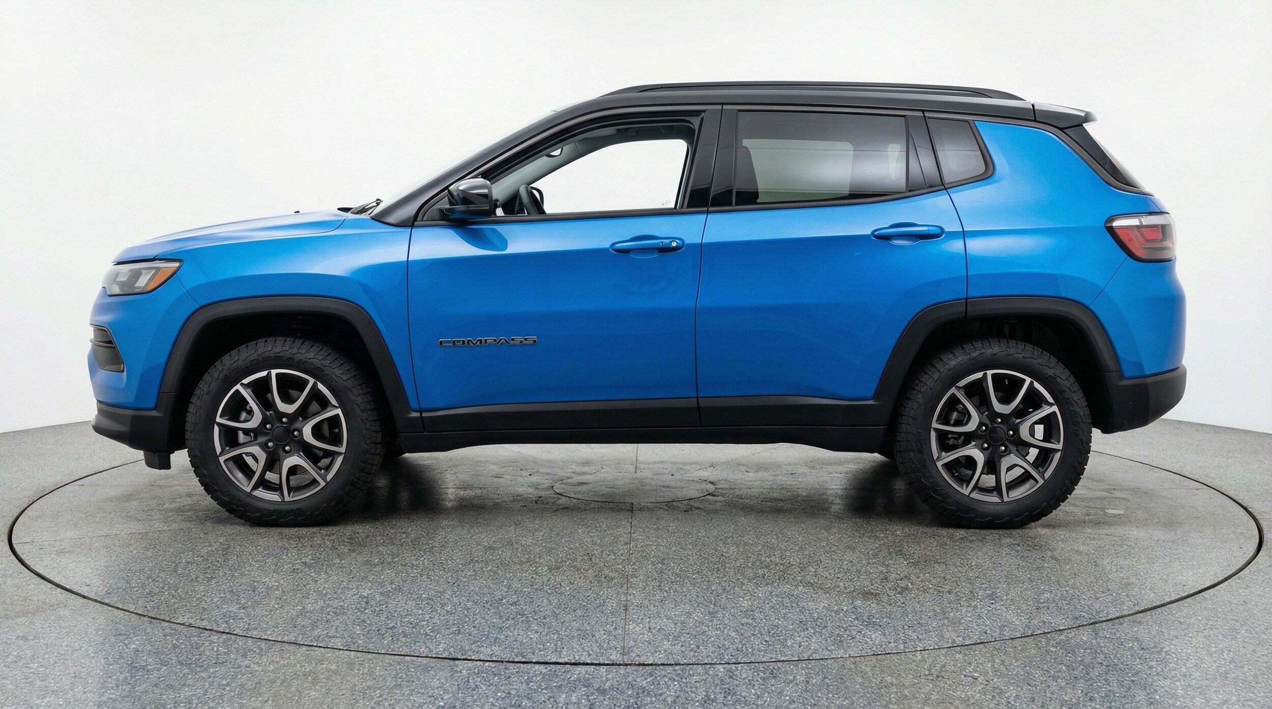 Thumbnail: 2025 Jeep Compass - 4