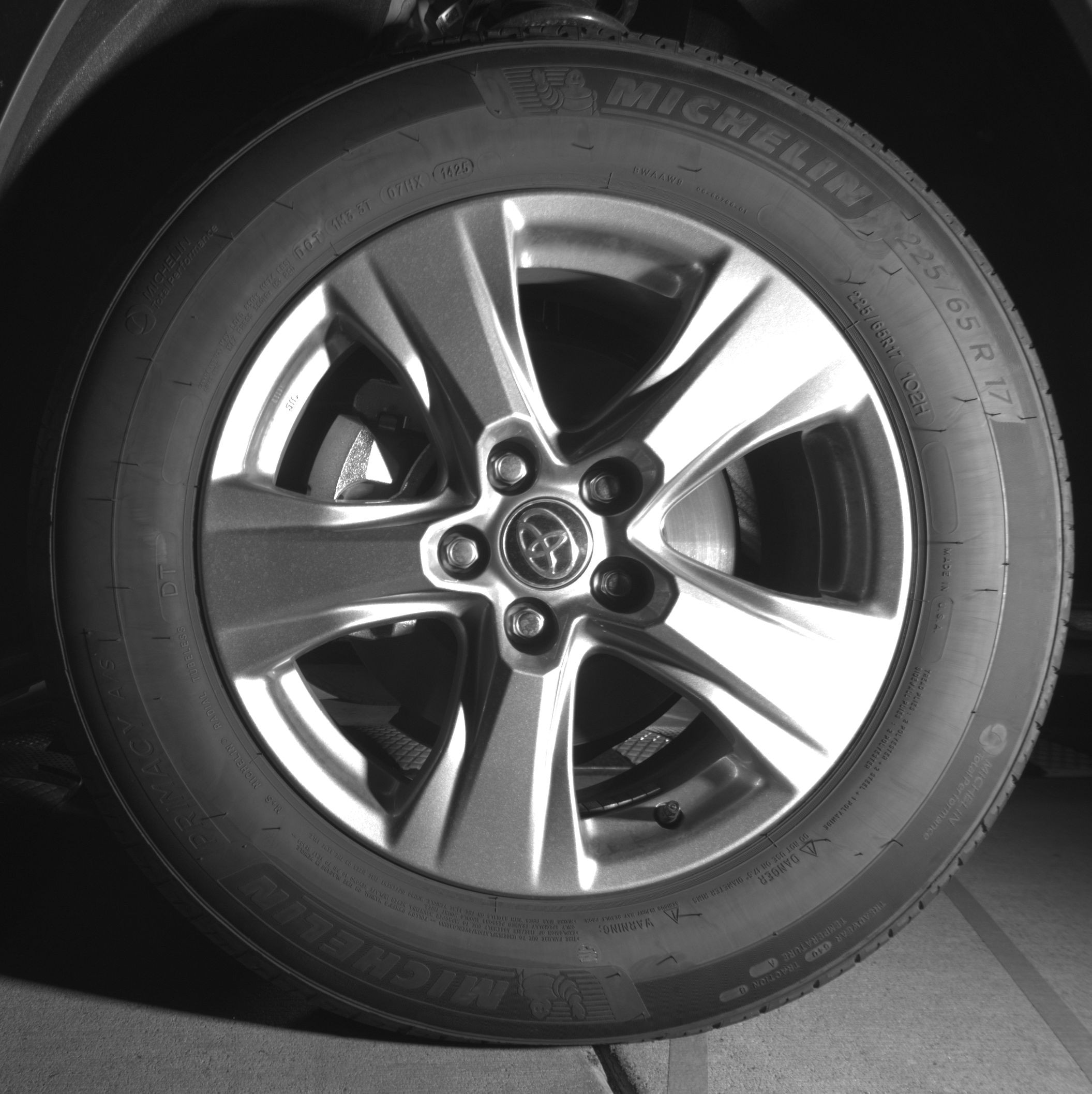 Thumbnail: 2025 Toyota RAV4 - 9