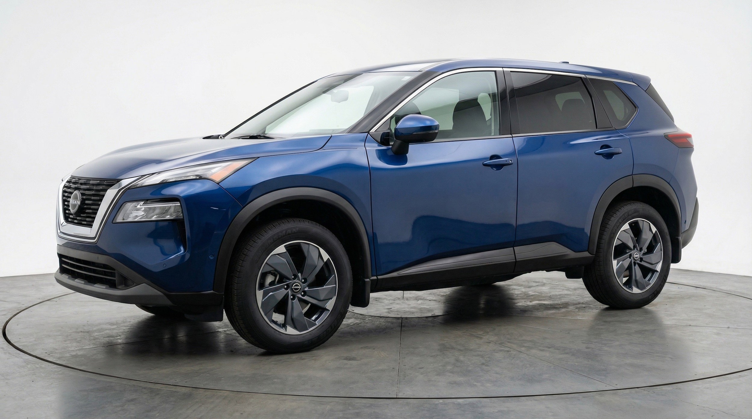 Thumbnail: 2025 Nissan Rogue - 3