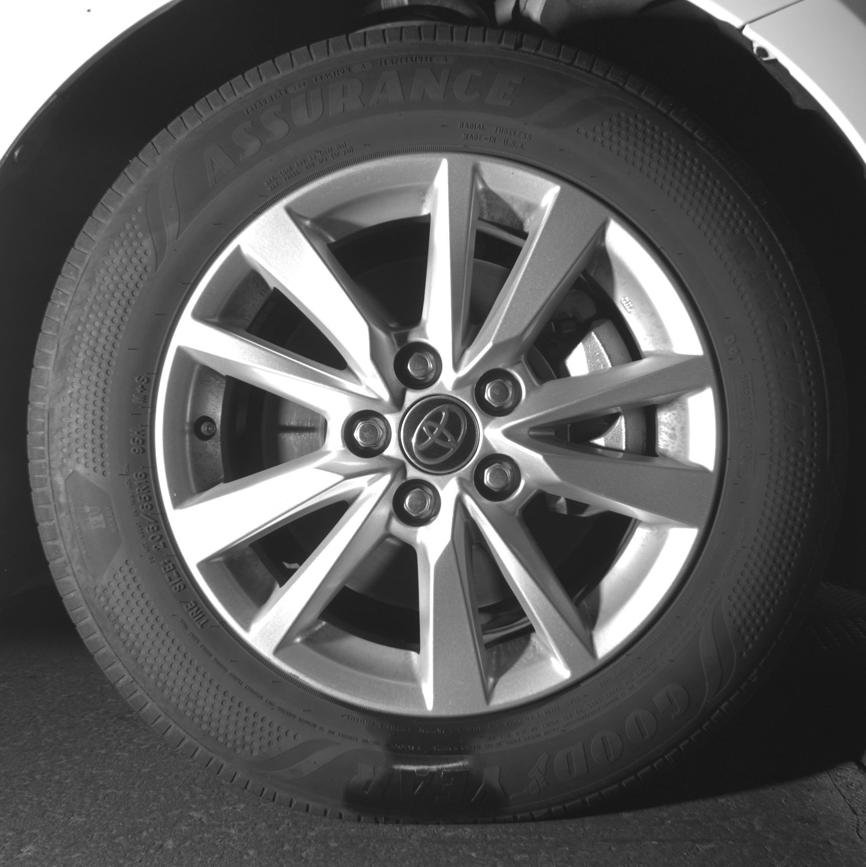 Thumbnail: 2025 Toyota Camry - 13