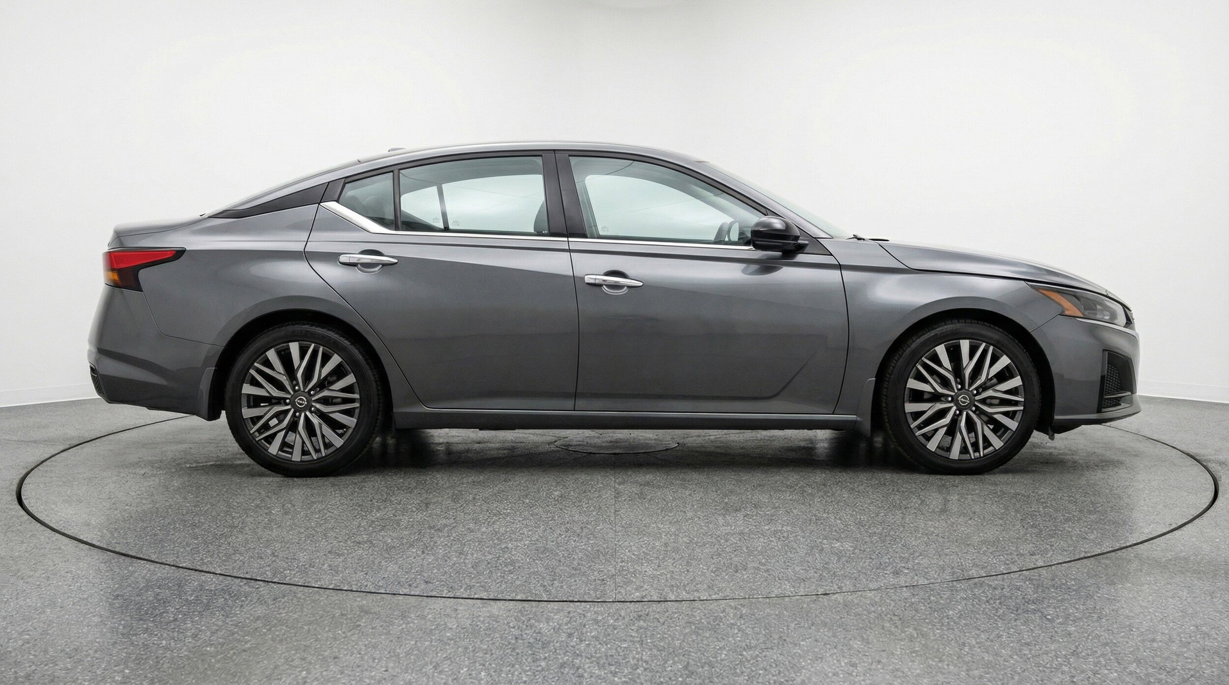 Thumbnail: 2025 Nissan Altima - 11